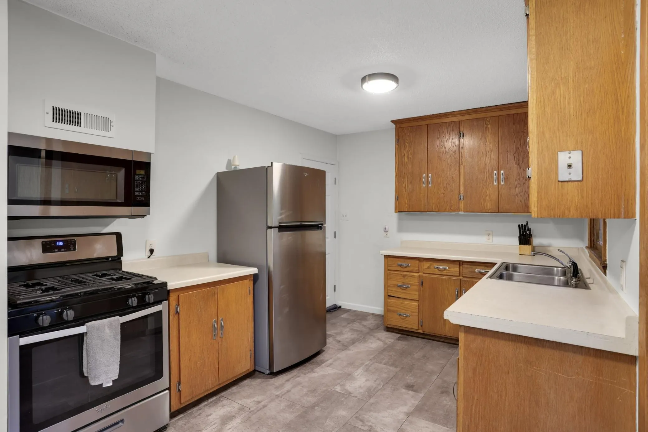 Photo 7 of 8300 Blaisdell S Avenue