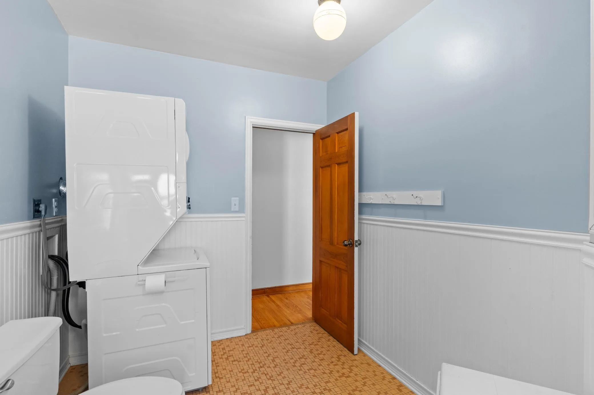 Photo 57 of 1112 Seminole Avenue