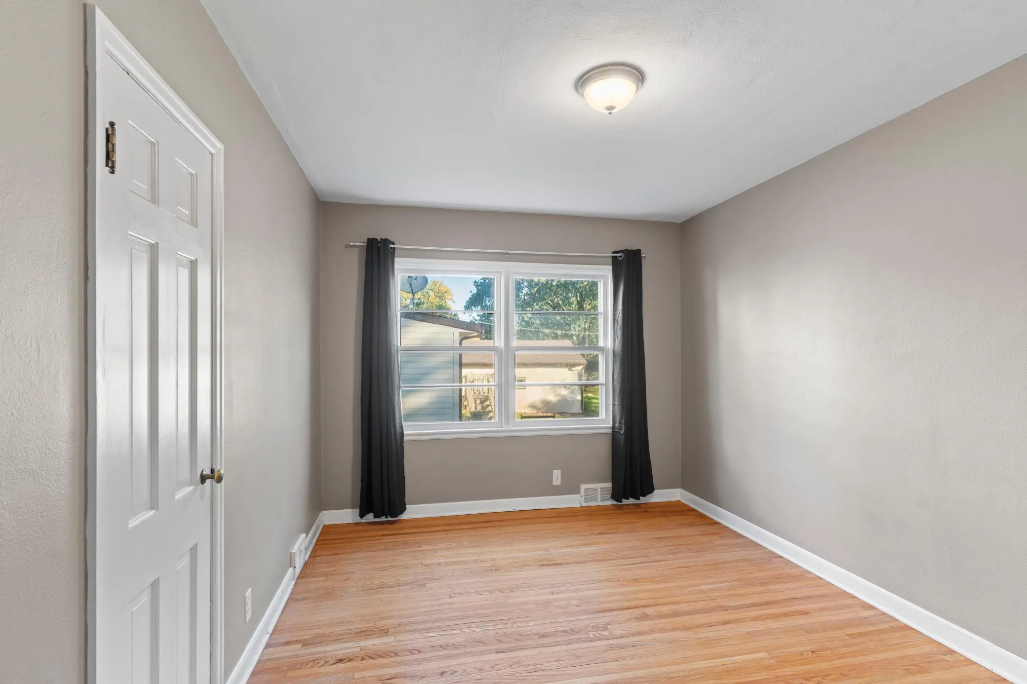 Photo 64 of 1112 Seminole Avenue