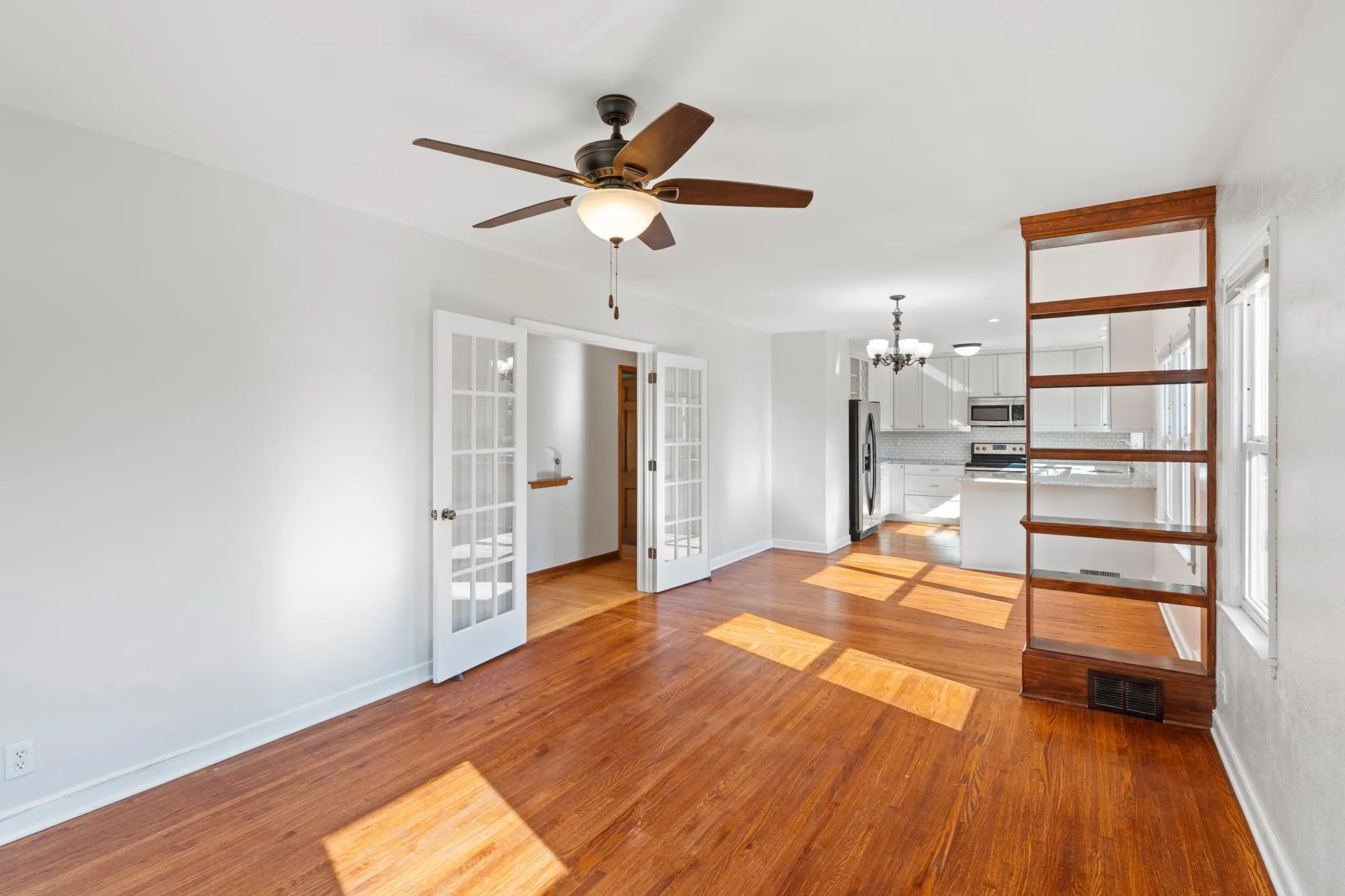 Photo 34 of 1112 Seminole Avenue