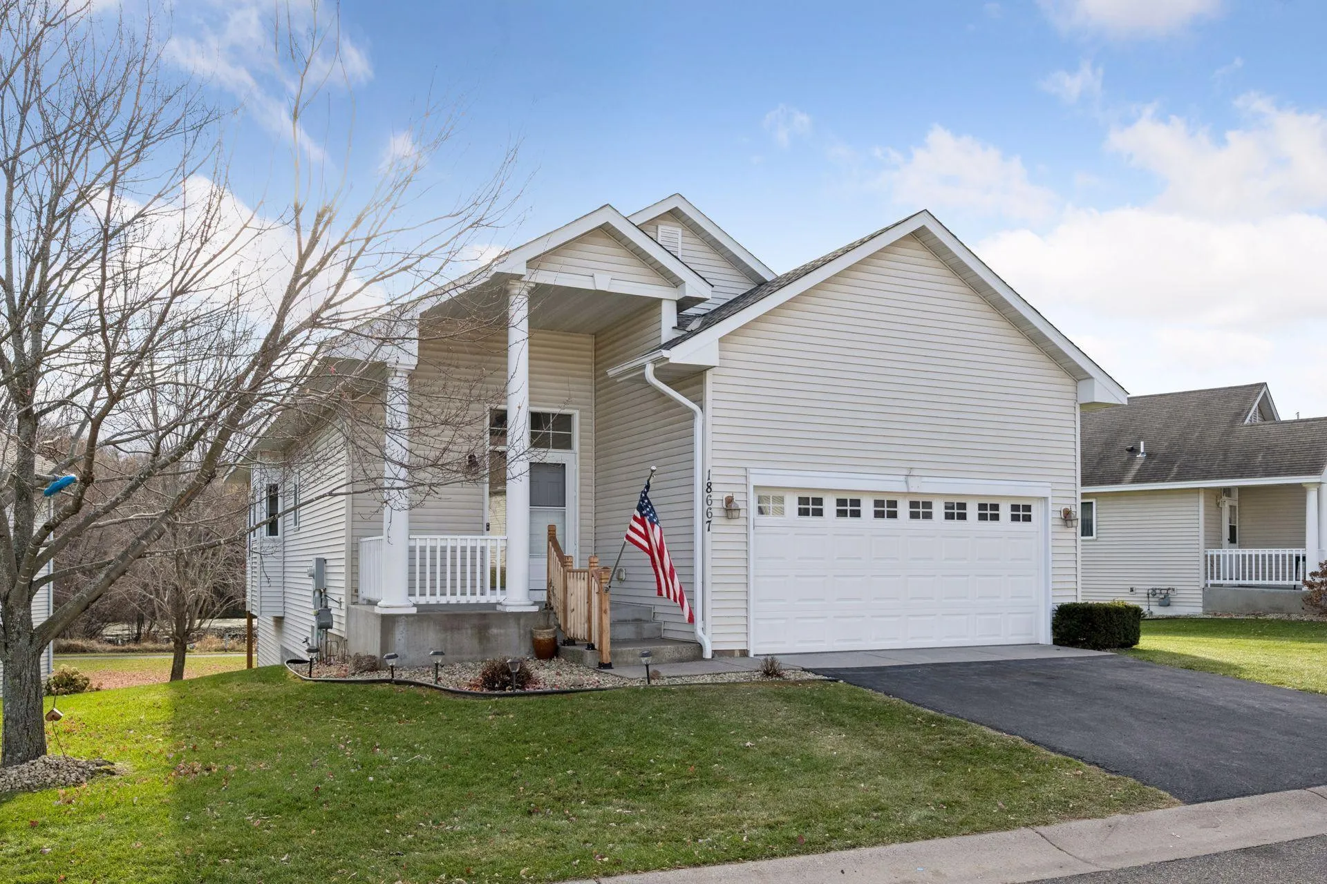 Photo 41 of 18667 Zane Nw Street
