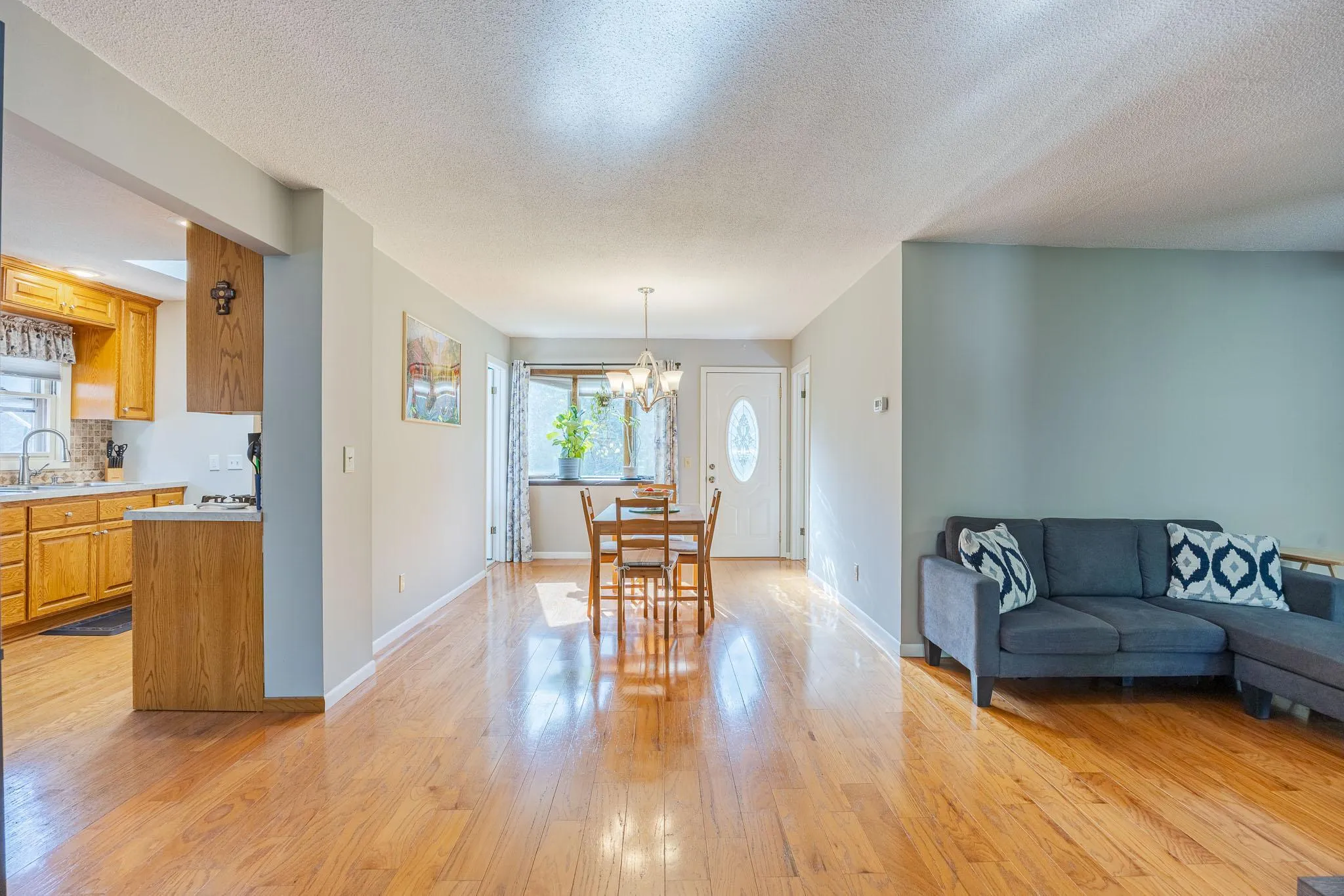 Photo 5 of 2237 Bronson Drive