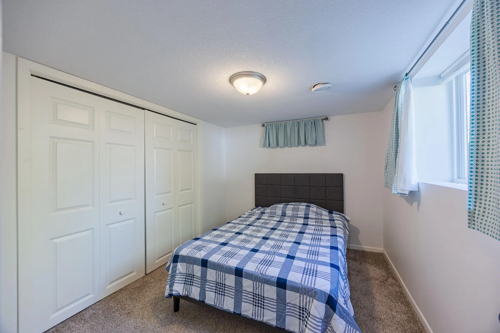 Photo 17 of 2237 Bronson Drive