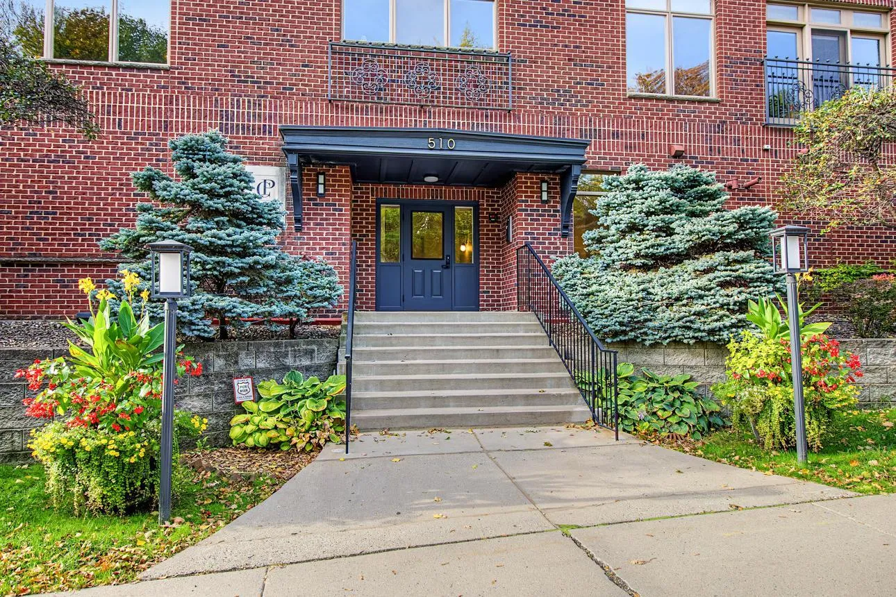 Photo 3 of 510 Grand Avenue Unit 101