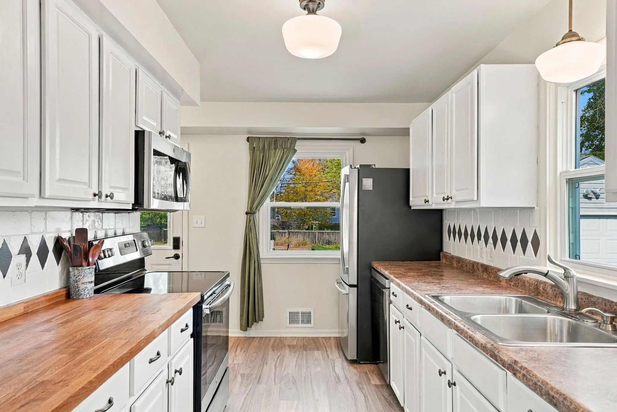 Photo 11 of 519 Doris Avenue