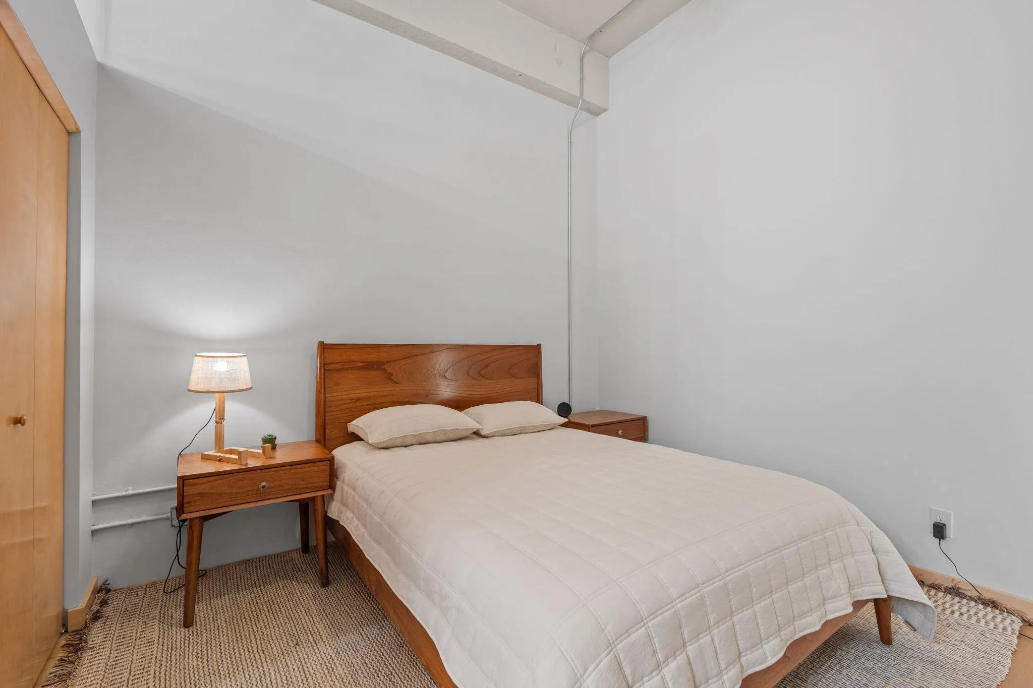 Photo 7 of 1901 E Hennepin Avenue Unit 306