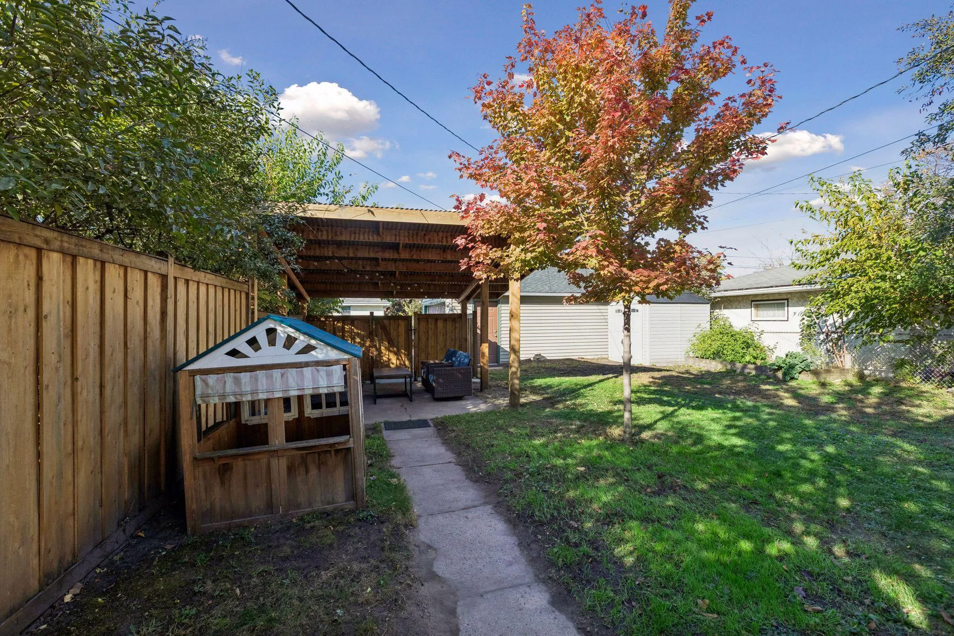 Photo 33 of 740 Jefferson Ne Street