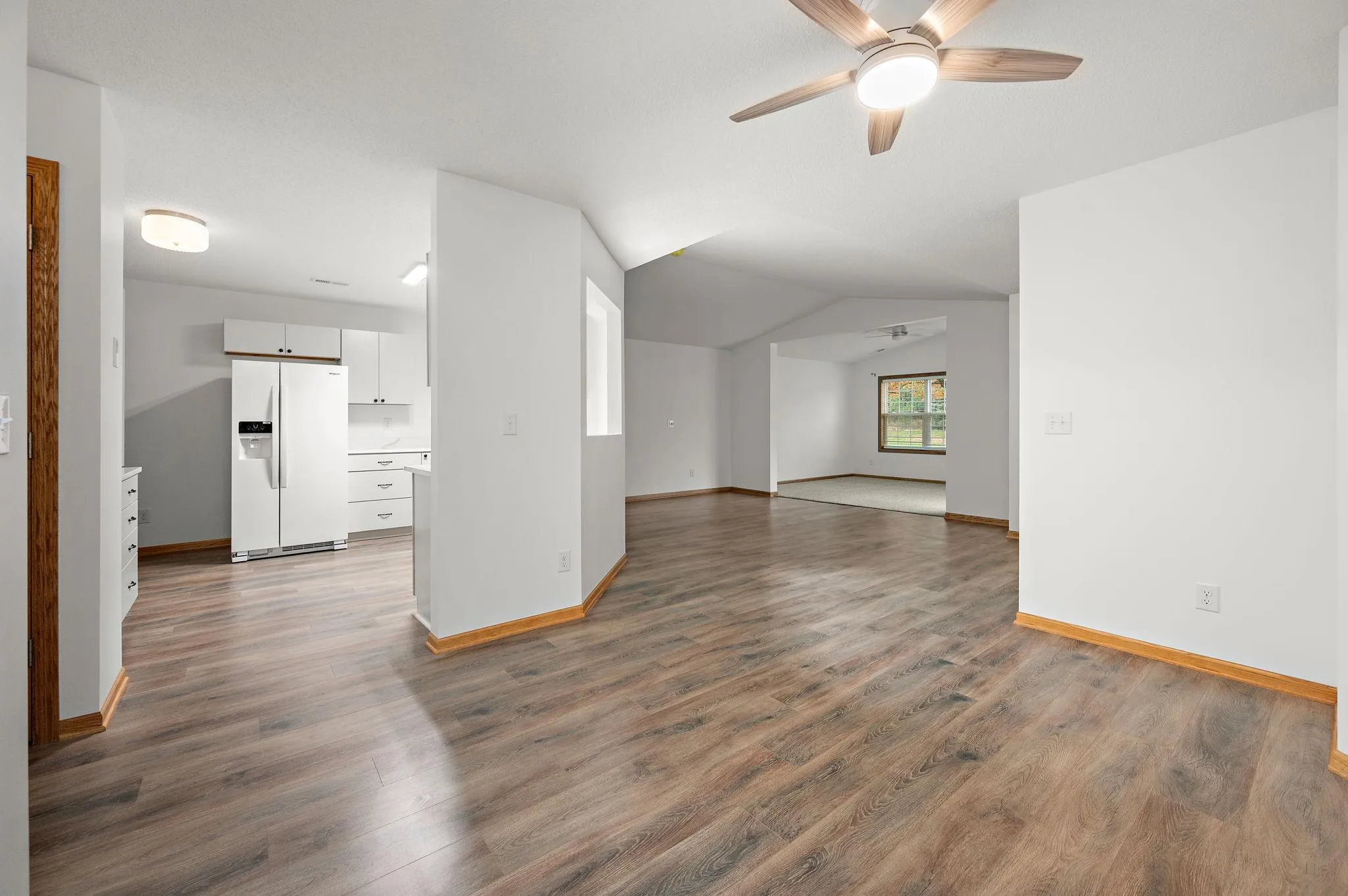 Photo 11 of 19217 King Nw Court
