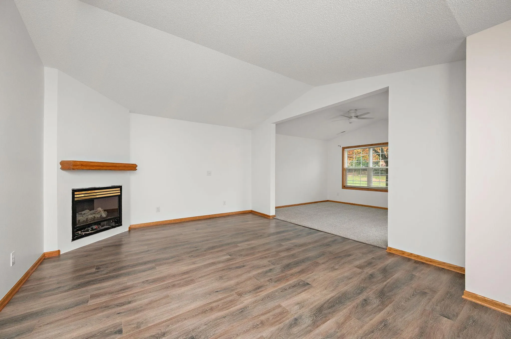 Photo 6 of 19217 King Nw Court