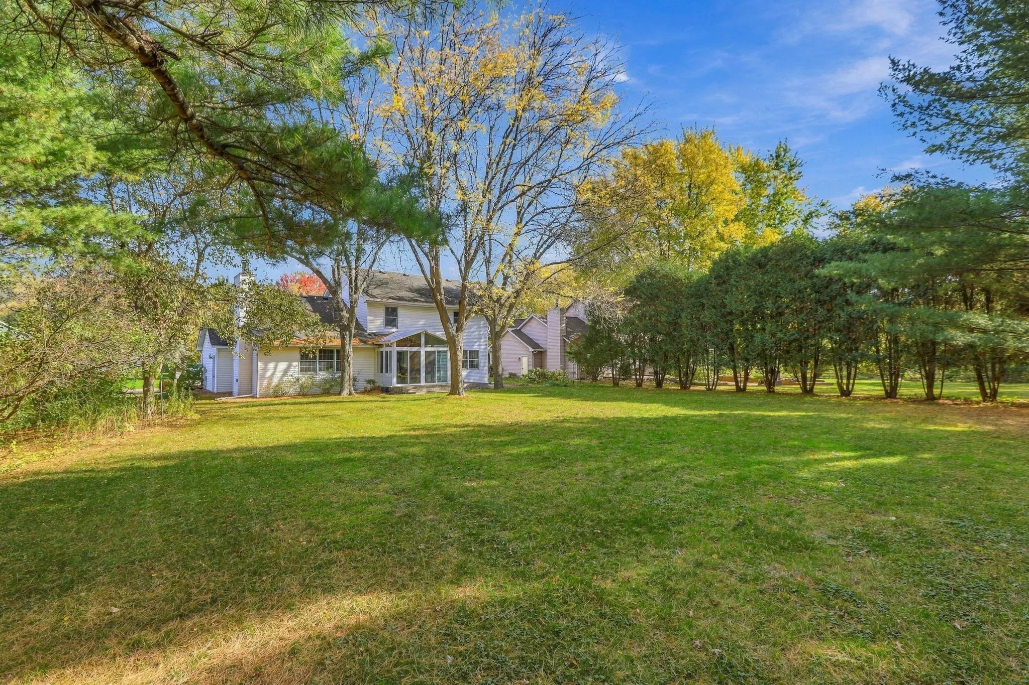 Photo 6 of 2354 Heights E Avenue
