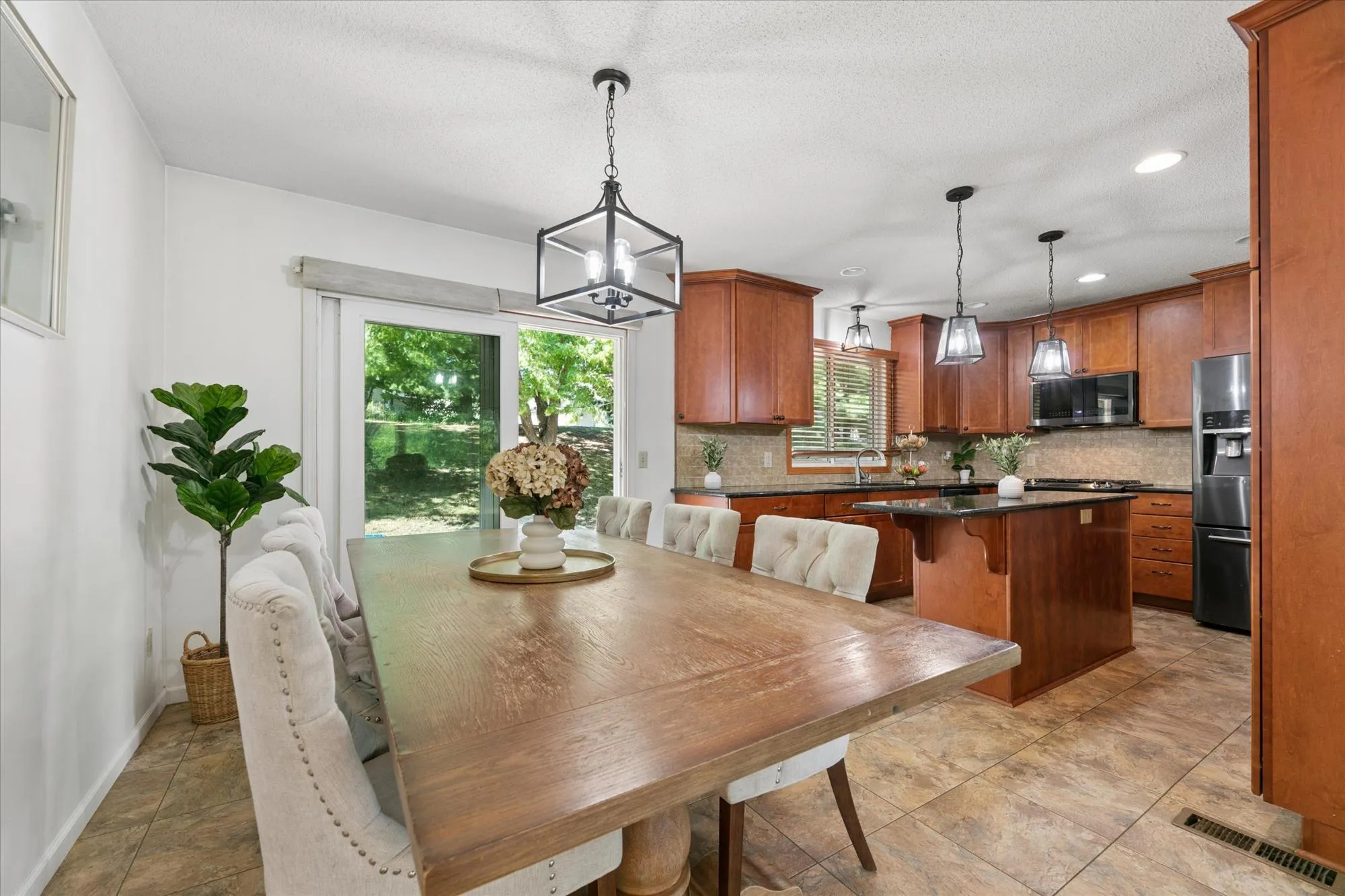 Photo 6 of 6242 Whispering Oaks Drive
