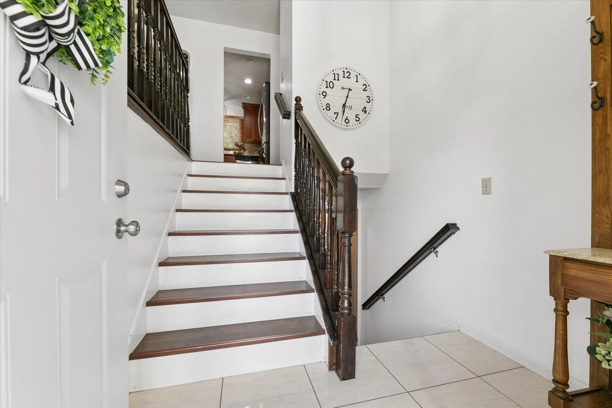 Photo 10 of 6242 Whispering Oaks Drive