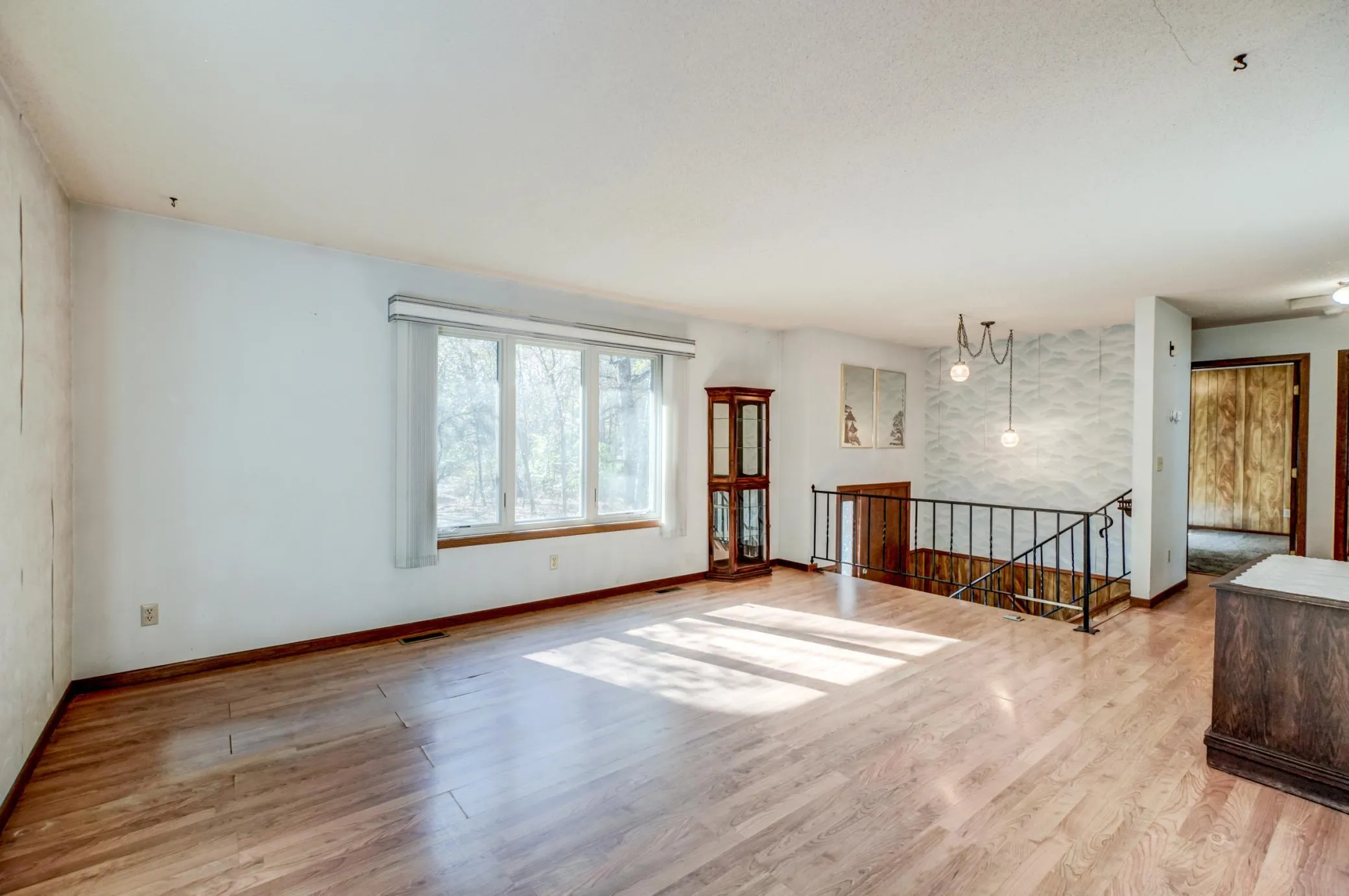 Photo 16 of 26731 Oakman Avenue