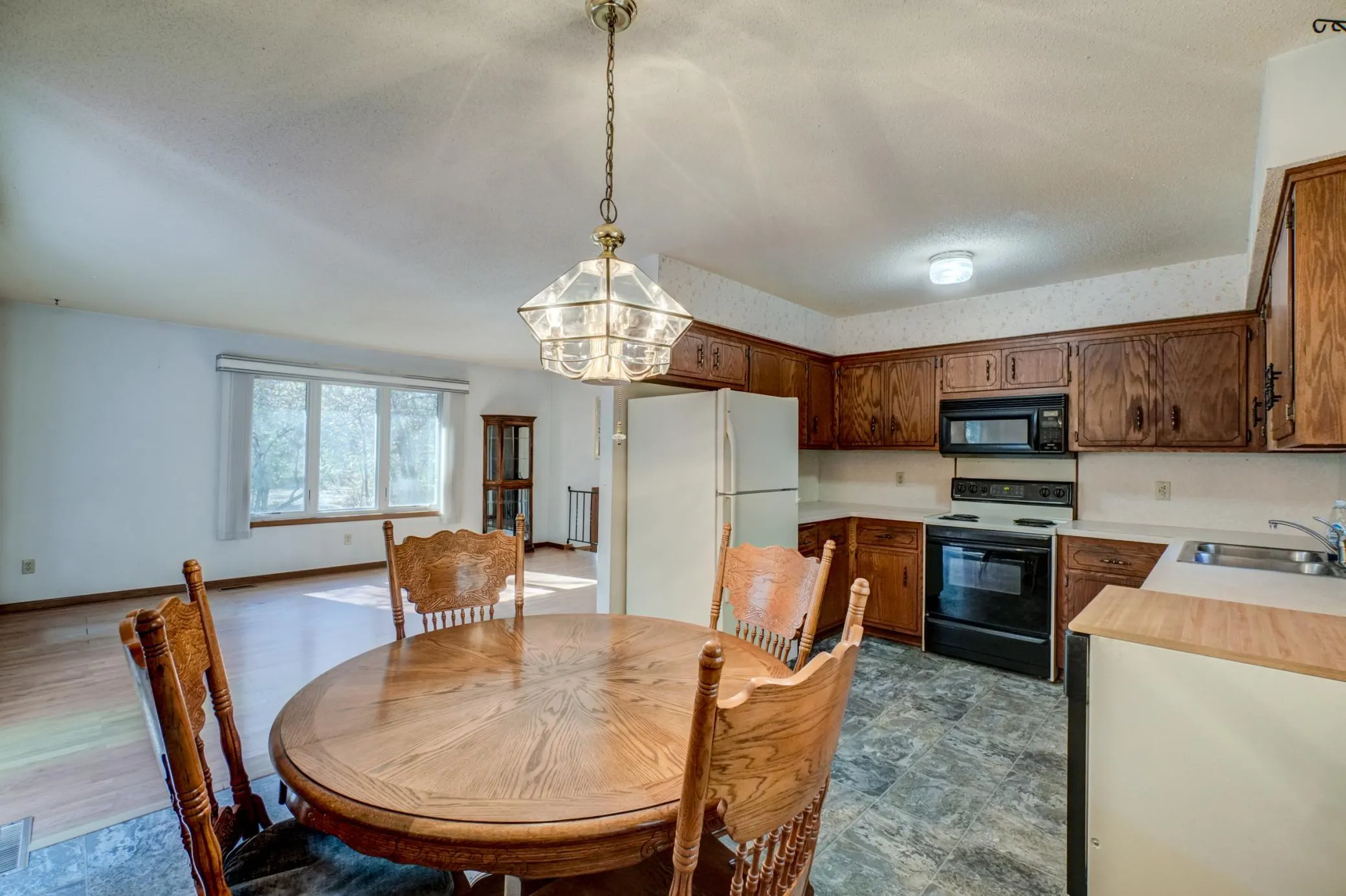 Photo 20 of 26731 Oakman Avenue