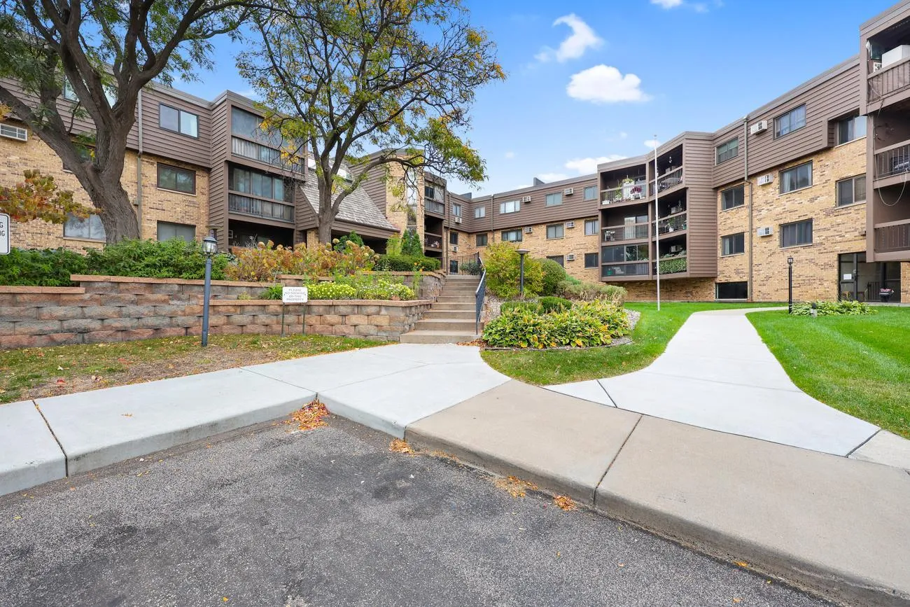 Photo 26 of 999 41st Ne Avenue Unit 307