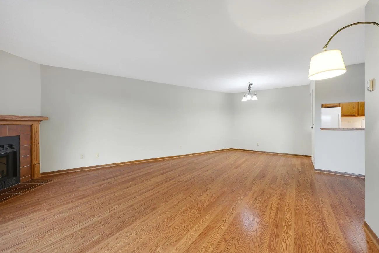 Photo 3 of 999 41st Ne Avenue Unit 307