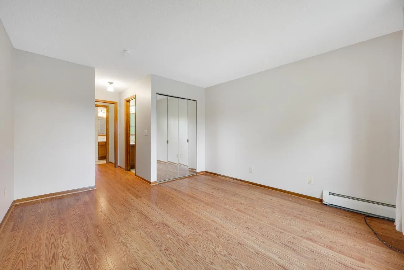 Photo 18 of 999 41st Ne Avenue Unit 307