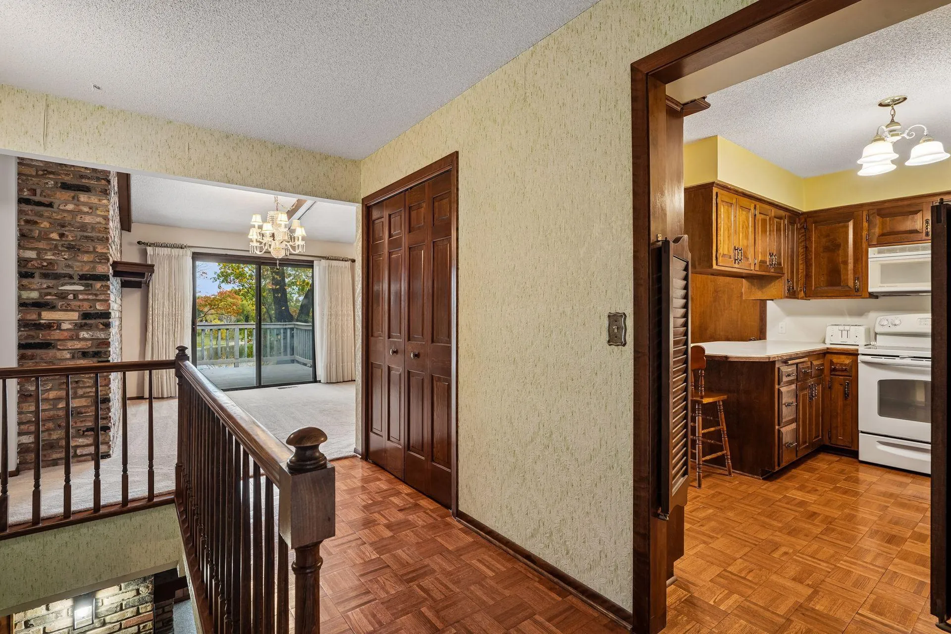 Photo 20 of 7513 Maplewood Drive
