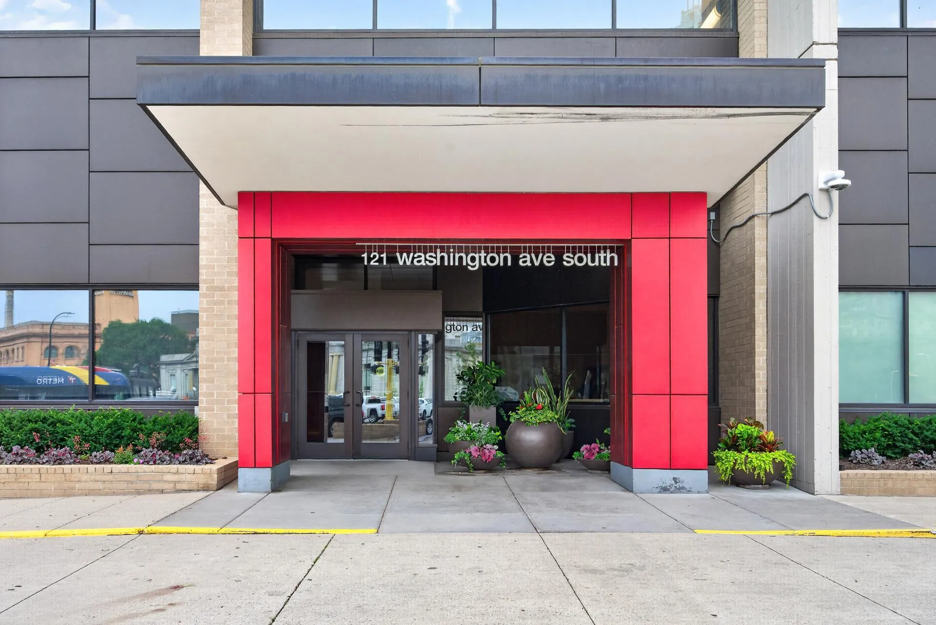Photo 23 of 121 Washington S Avenue Unit 505