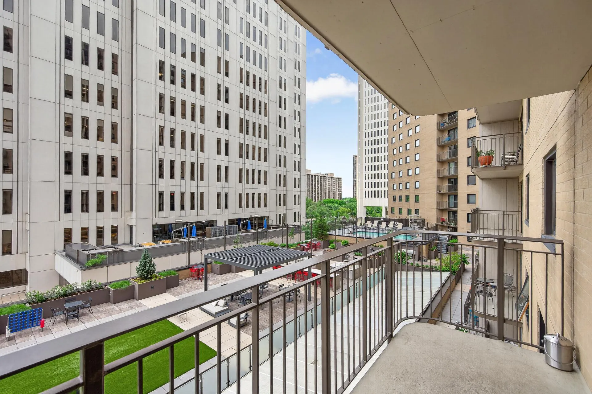 Photo 25 of 121 Washington S Avenue Unit 505