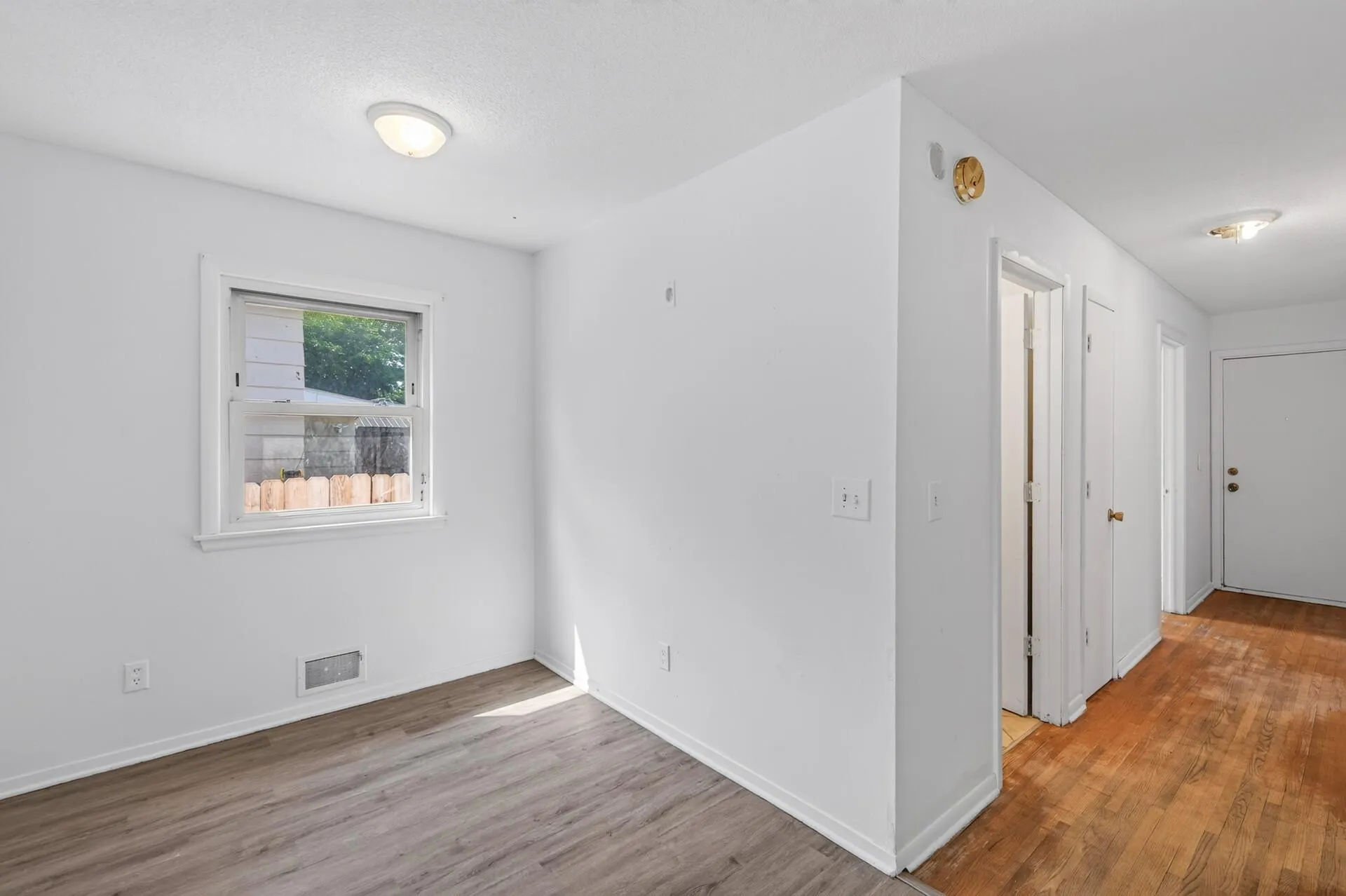 Photo 14 of 5115 Camden N Avenue