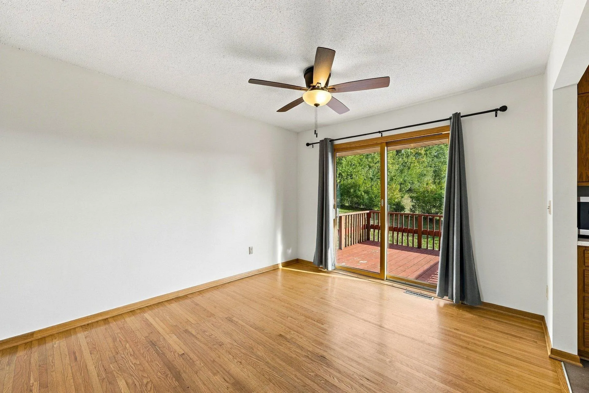 Photo 37 of 13925 44th S Street