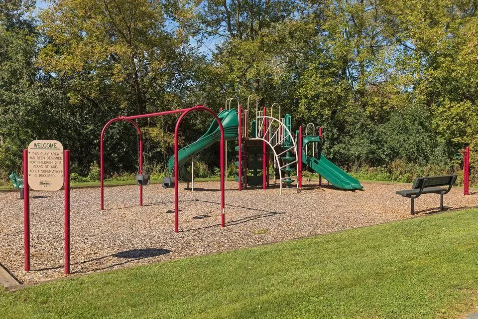 Photo 33 of 6941 Edenvale Boulevard