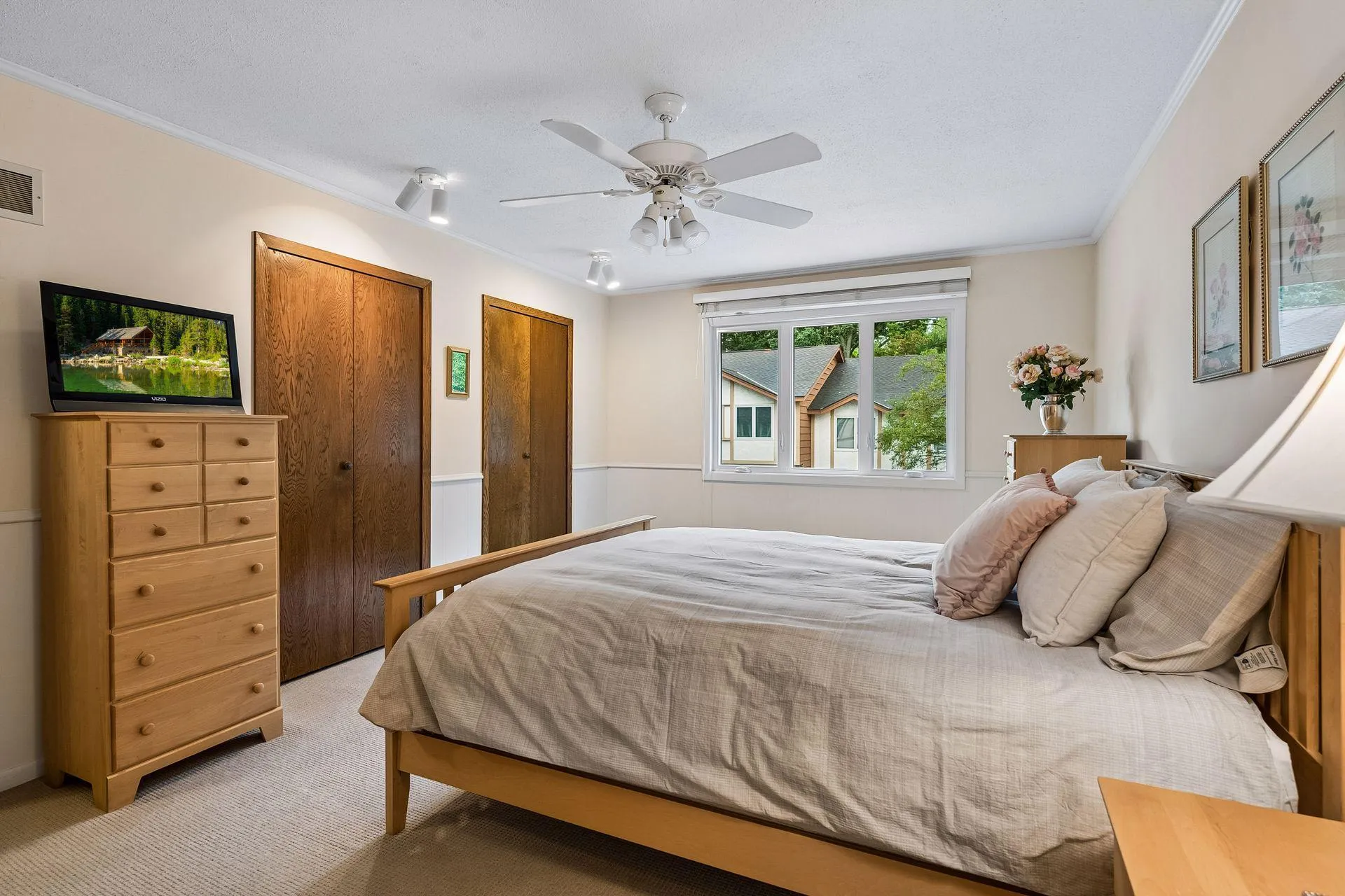 Photo 14 of 6941 Edenvale Boulevard