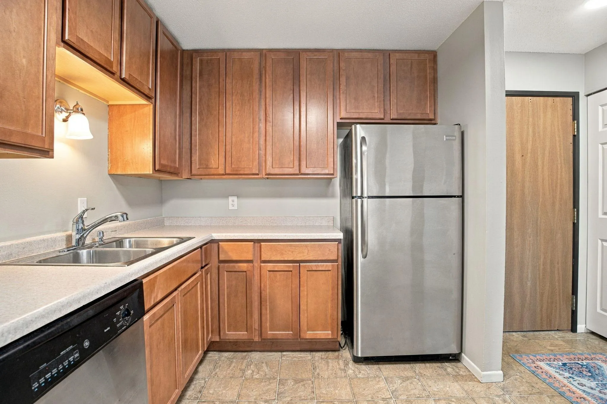 Photo 3 of 720 3rd Ne Avenue Unit 211