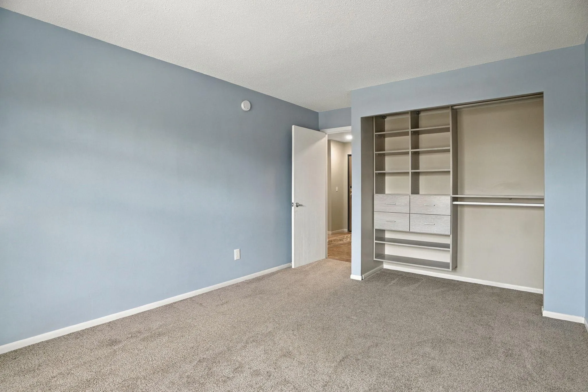 Photo 9 of 720 3rd Ne Avenue Unit 211