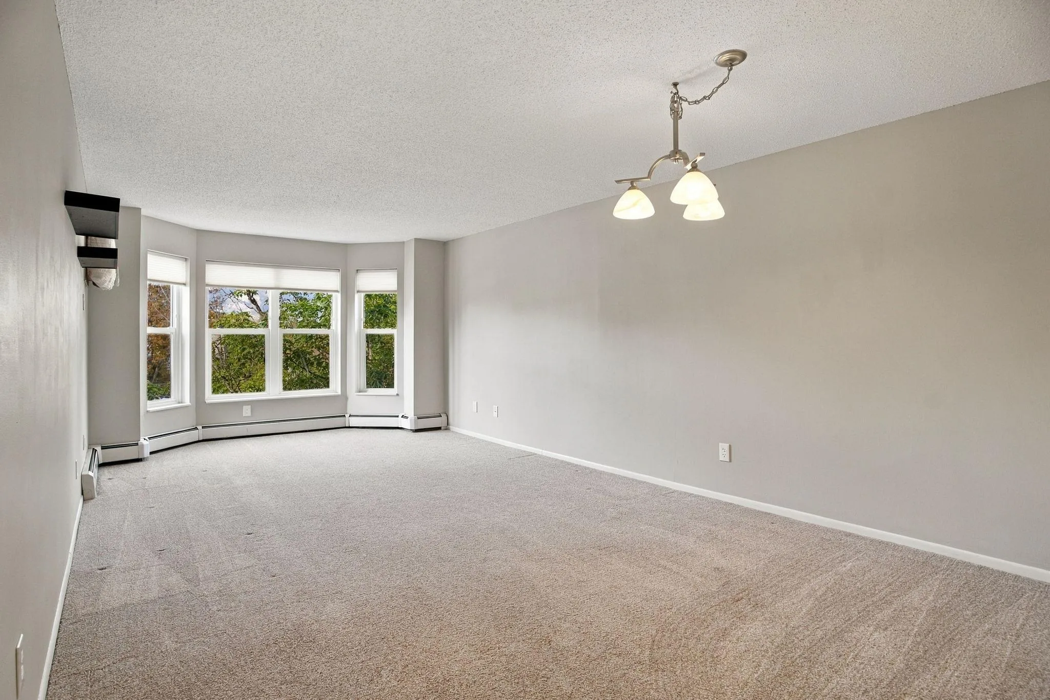 Photo 5 of 720 3rd Ne Avenue Unit 211