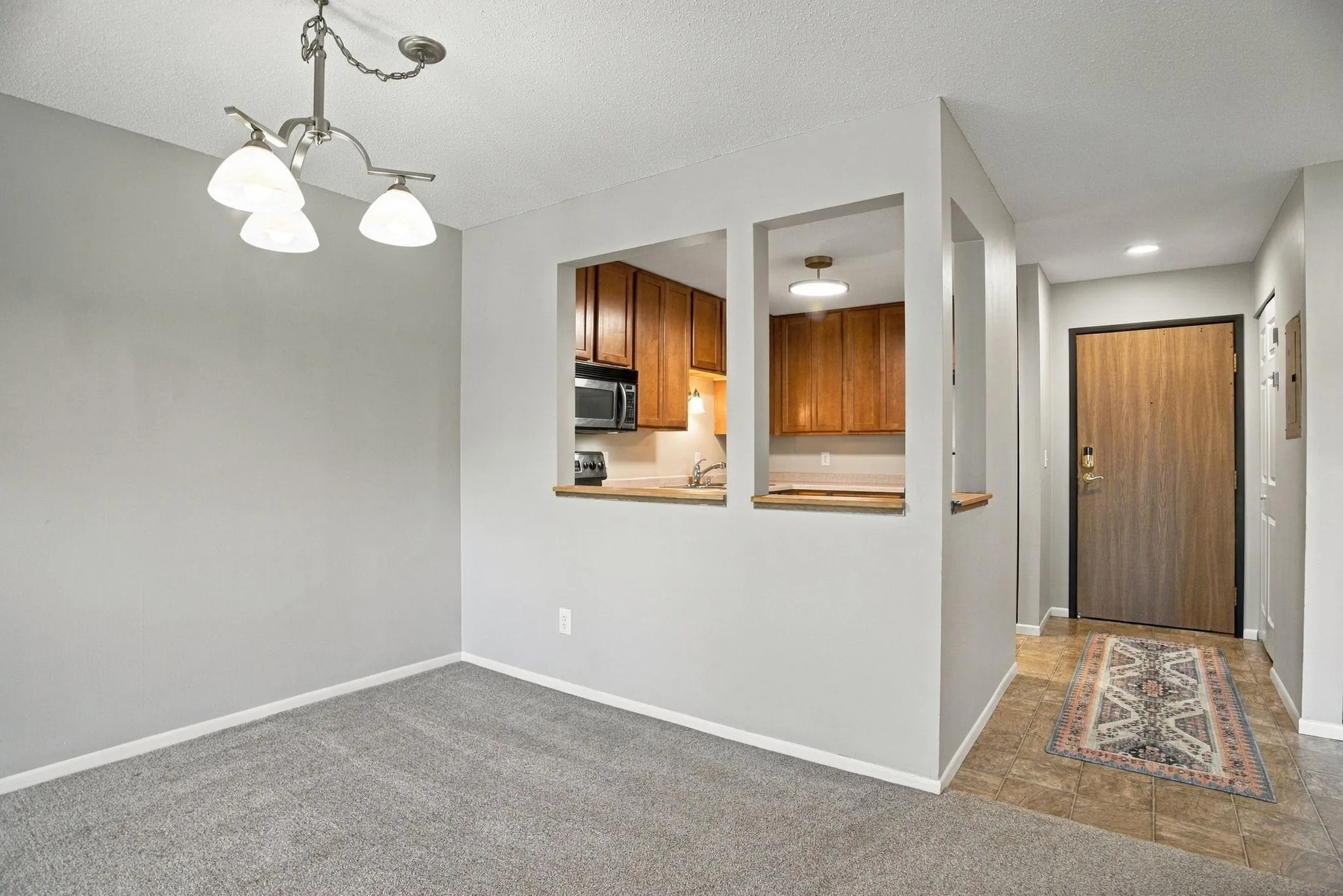 Photo 7 of 720 3rd Ne Avenue Unit 211