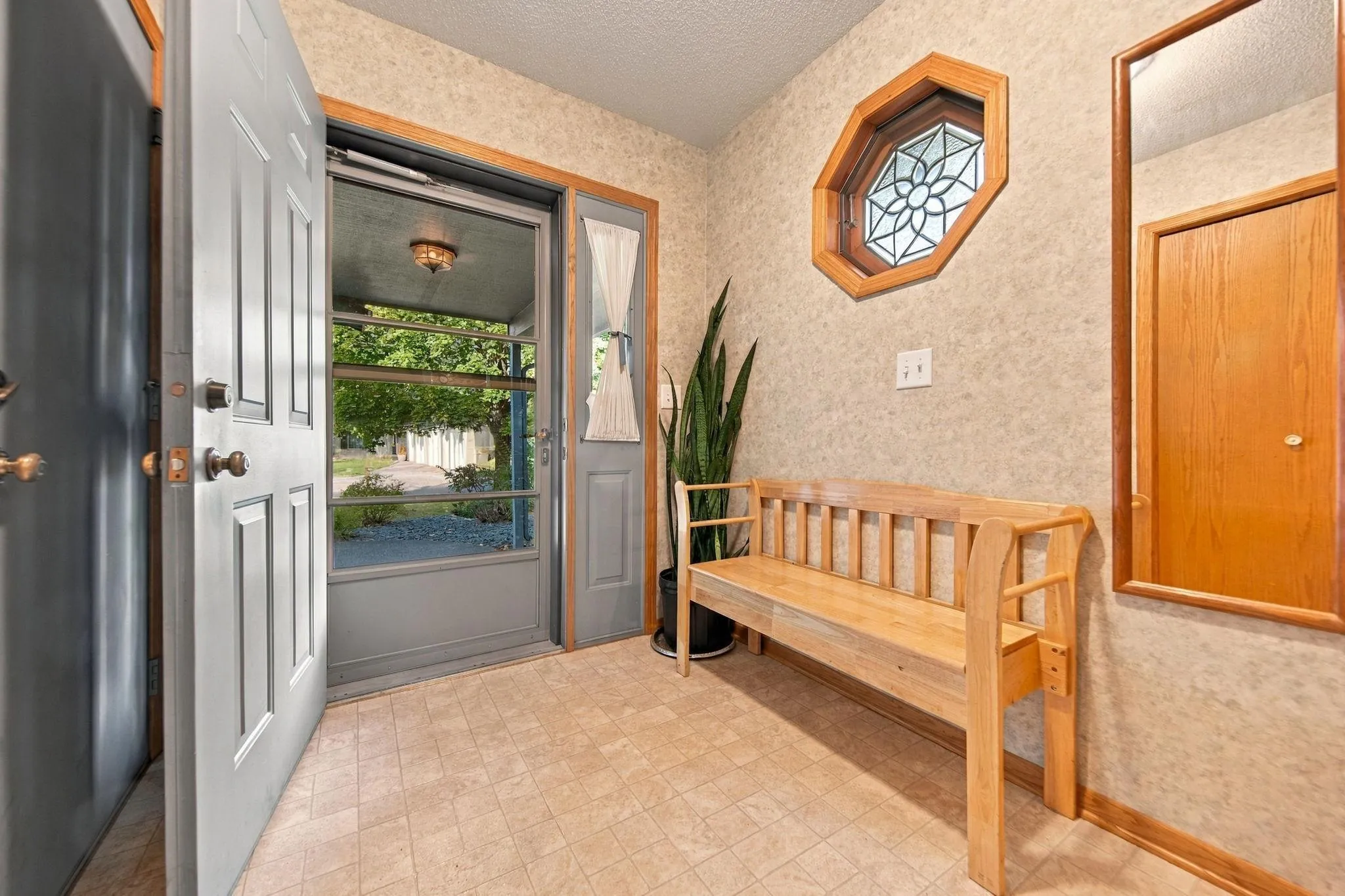 Photo 6 of 940 Douglas Court