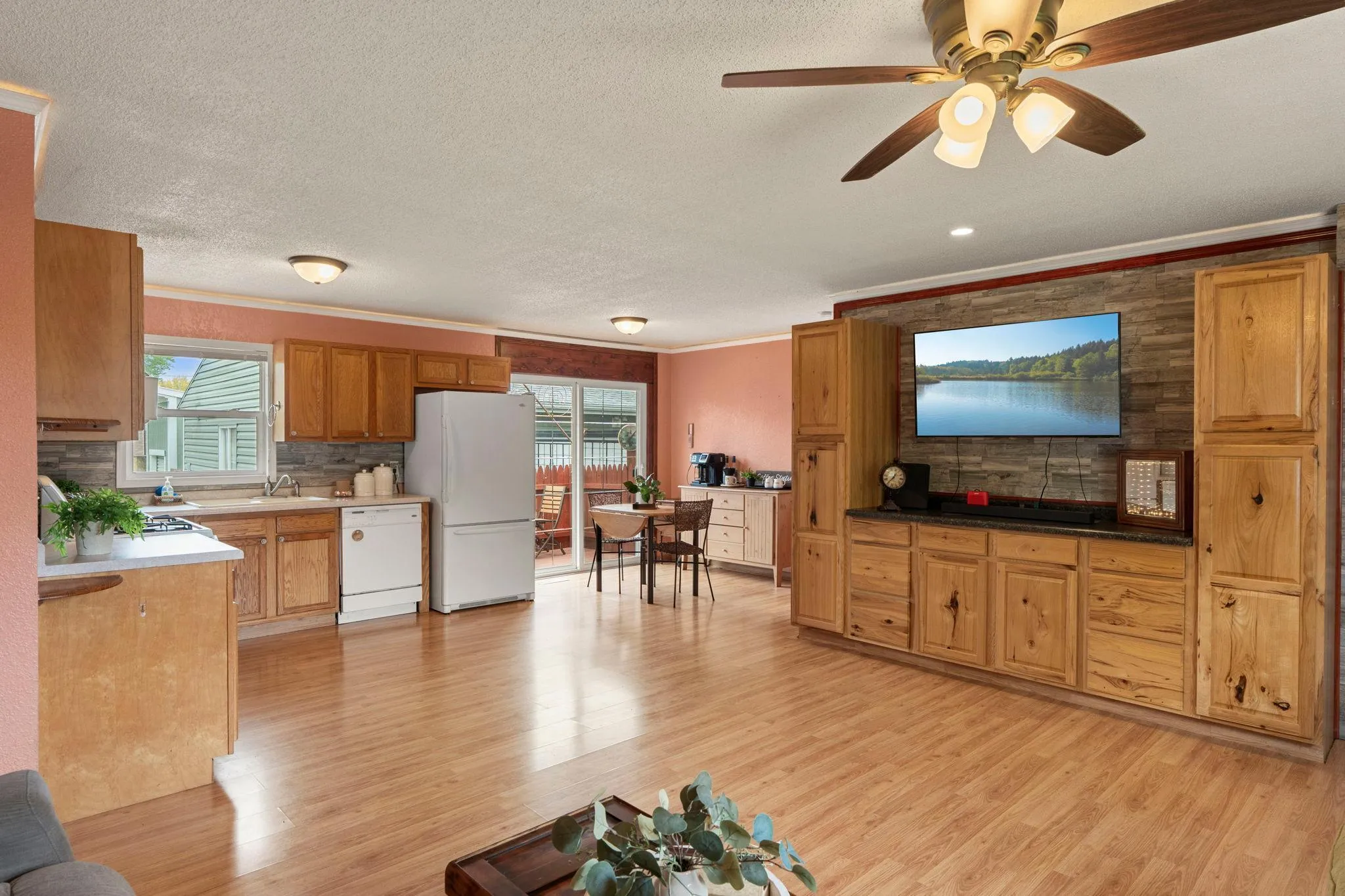 Photo 9 of 709 120th Ne Avenue