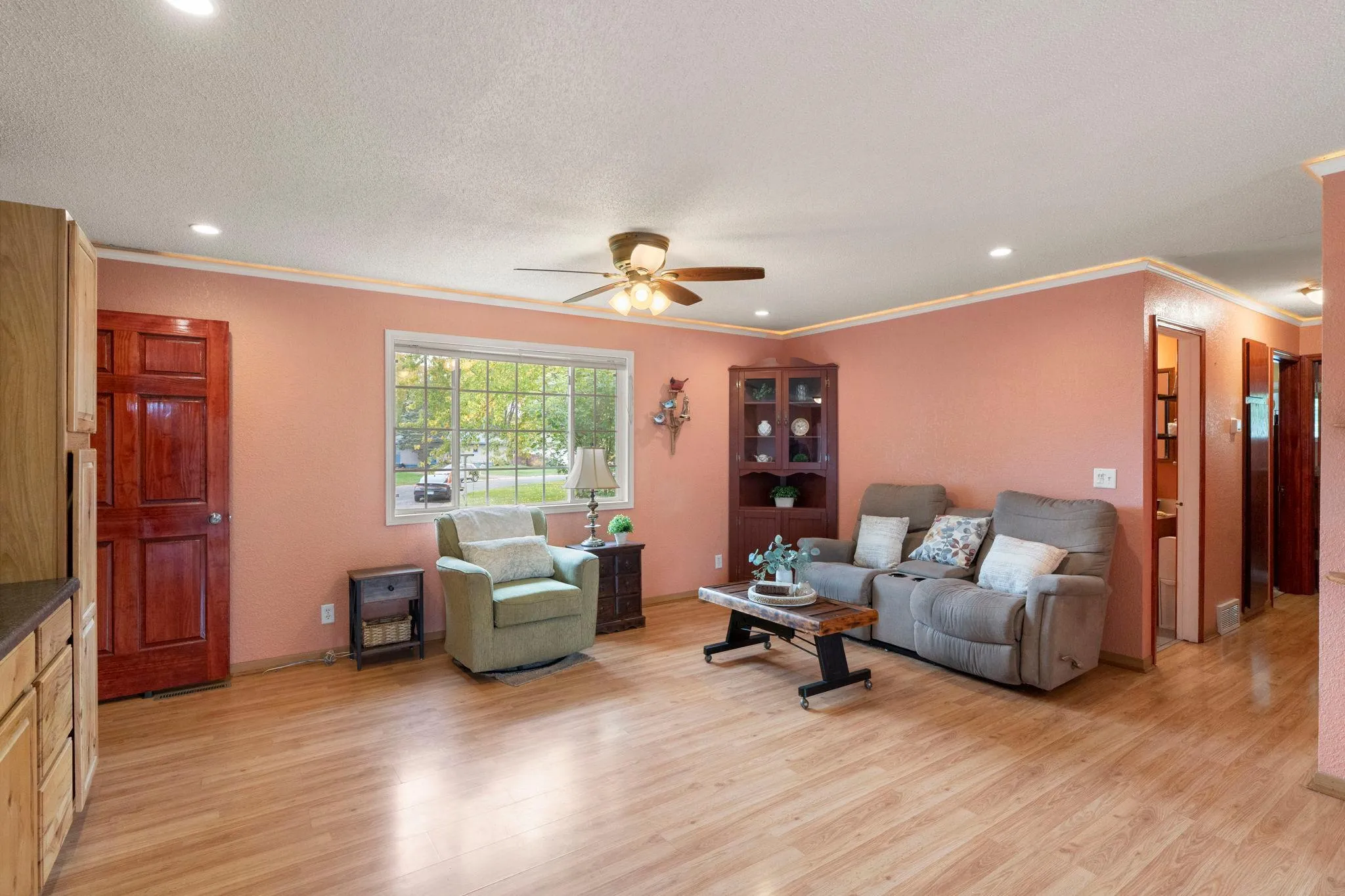 Photo 7 of 709 120th Ne Avenue