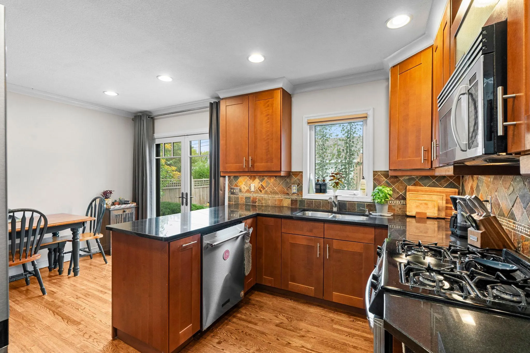 Photo 14 of 4100 Xenwood S Avenue