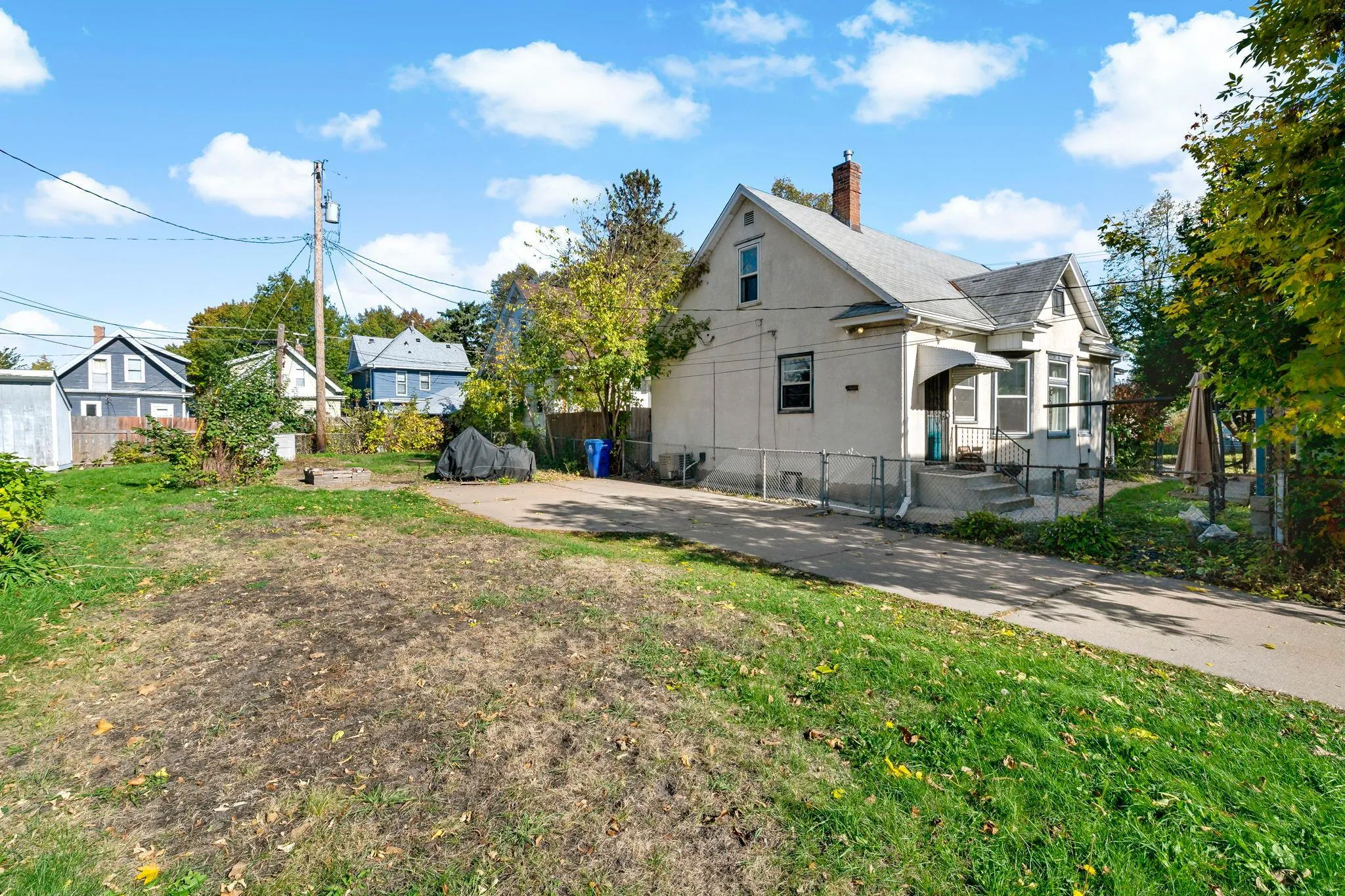 Photo 5 of 545 Virginia Street
