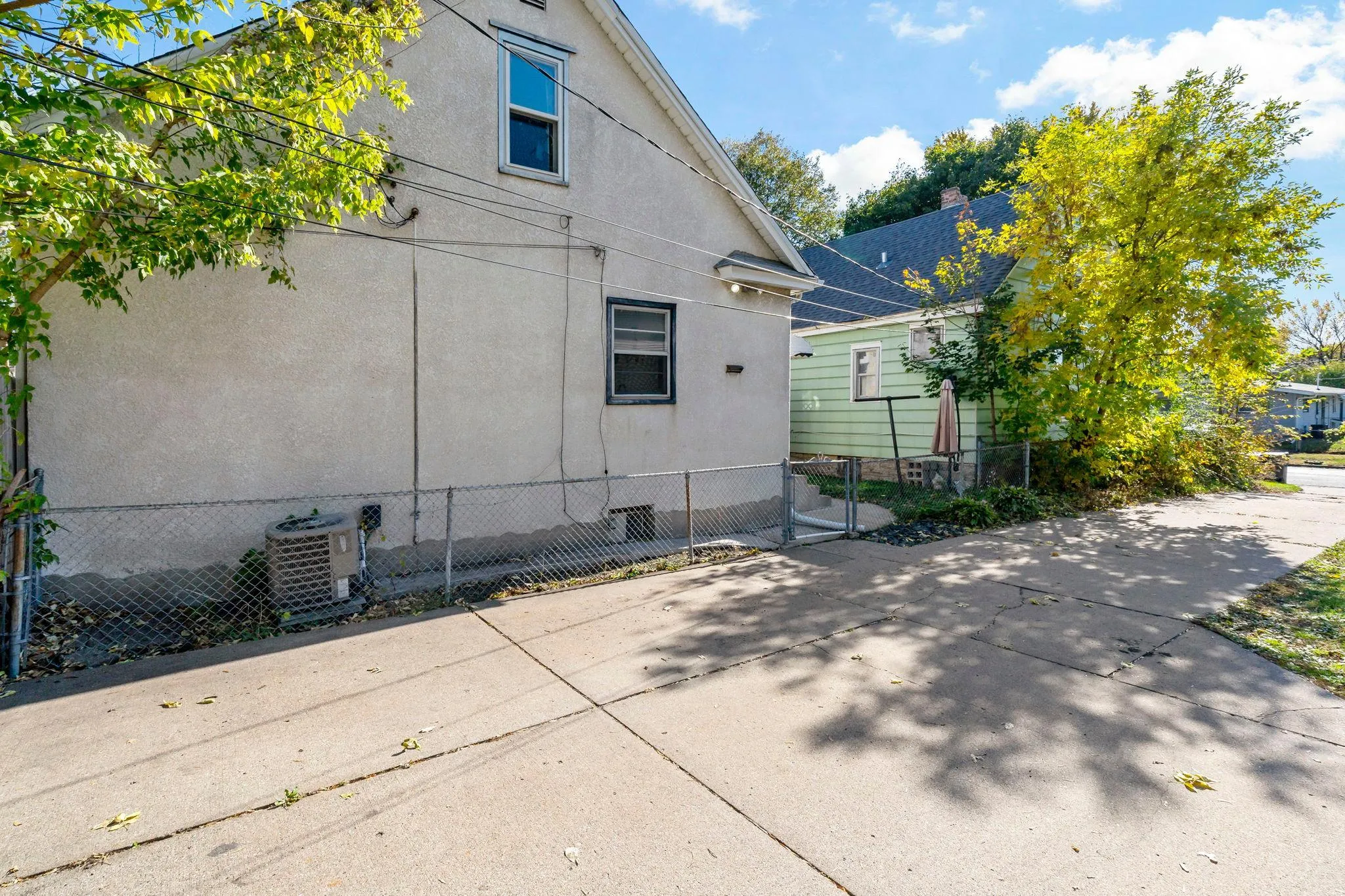 Photo 33 of 545 Virginia Street