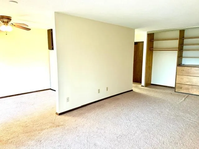 Photo 10 of 4101 Parklawn Avenue Unit 331