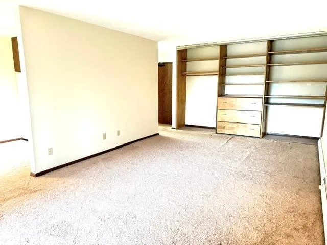 Photo 8 of 4101 Parklawn Avenue Unit 331