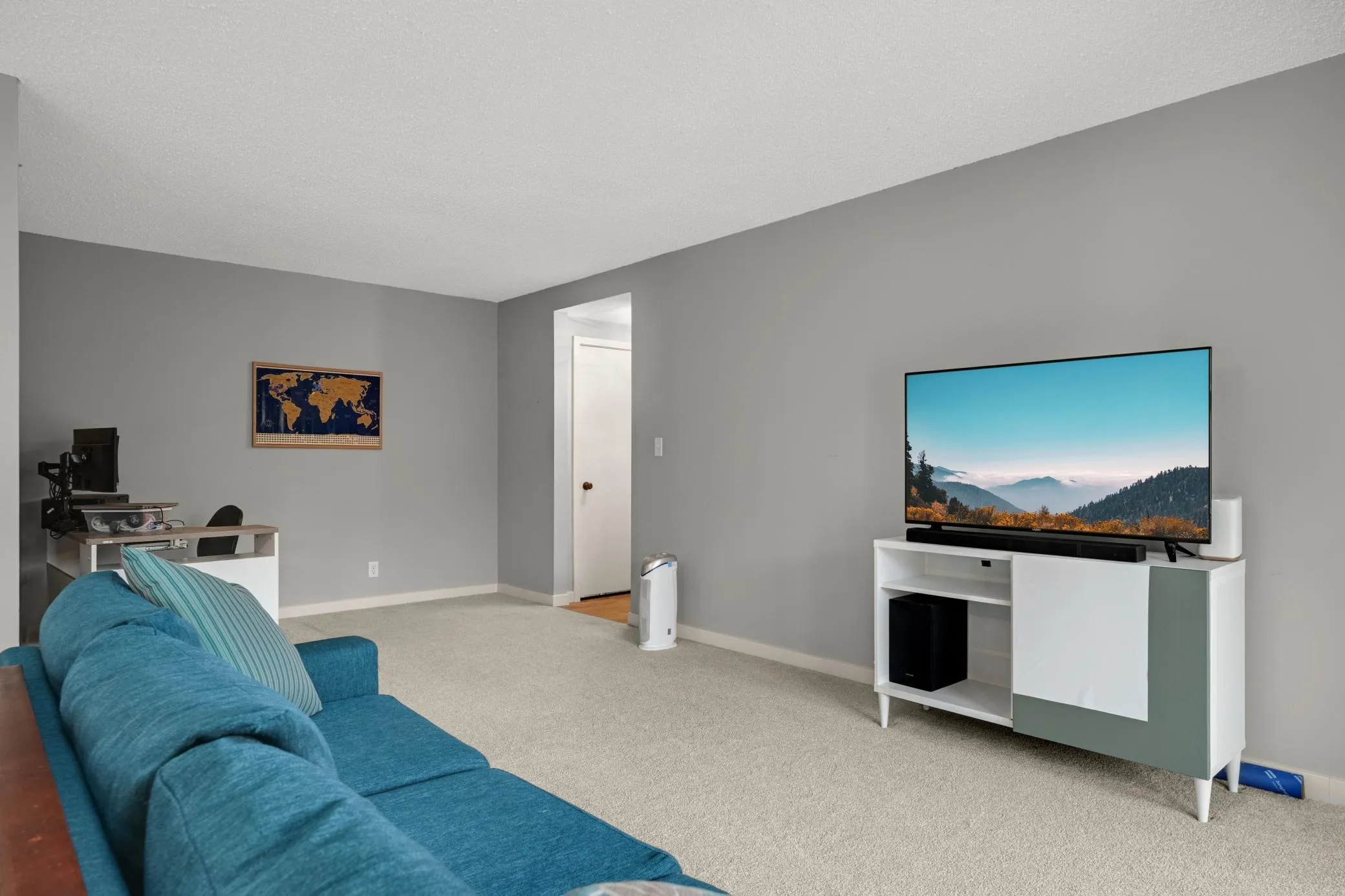 Photo 4 of 6415 Colony Way Unit 2c