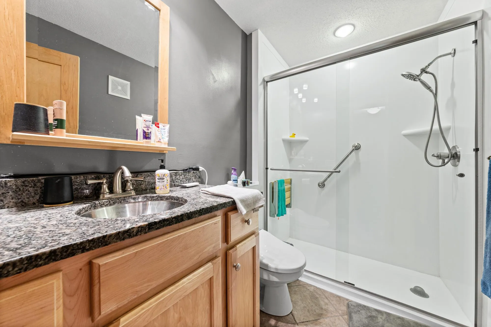 Photo 29 of 1725 Dellwood Avenue Unit 204