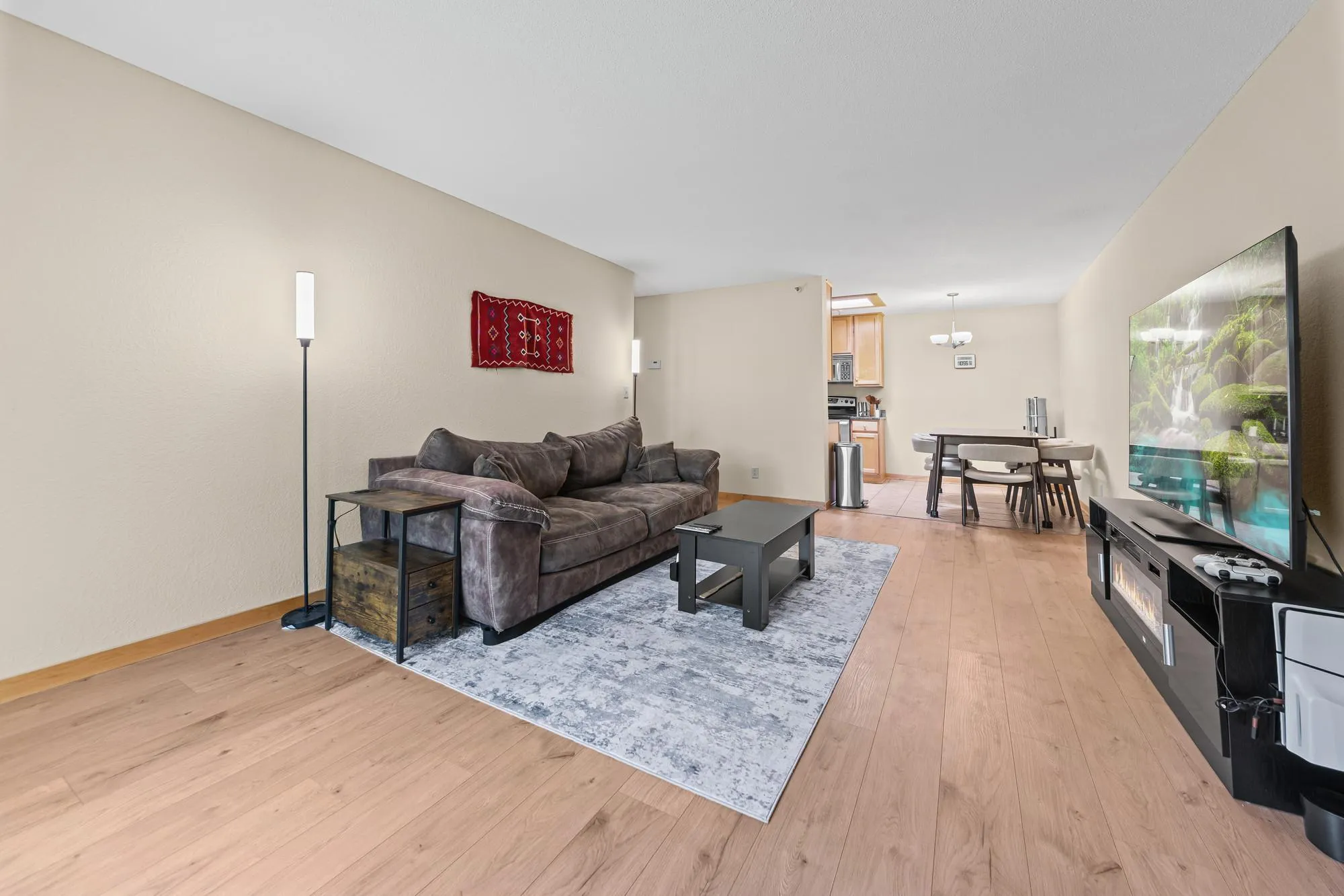 Photo 8 of 1725 Dellwood Avenue Unit 204