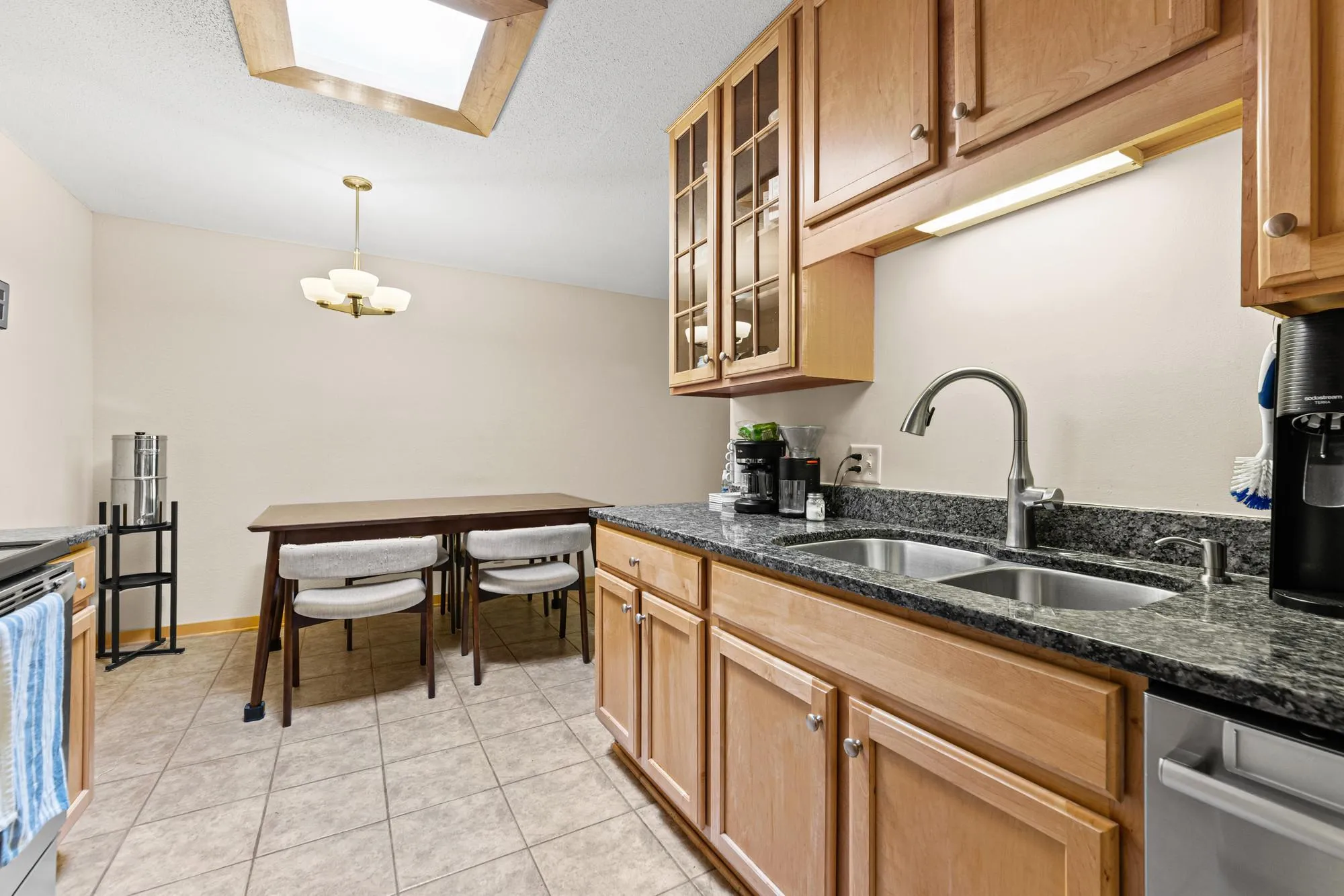 Photo 20 of 1725 Dellwood Avenue Unit 204