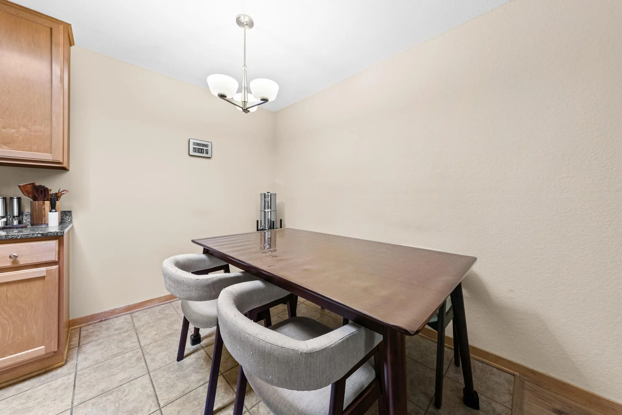 Photo 14 of 1725 Dellwood Avenue Unit 204