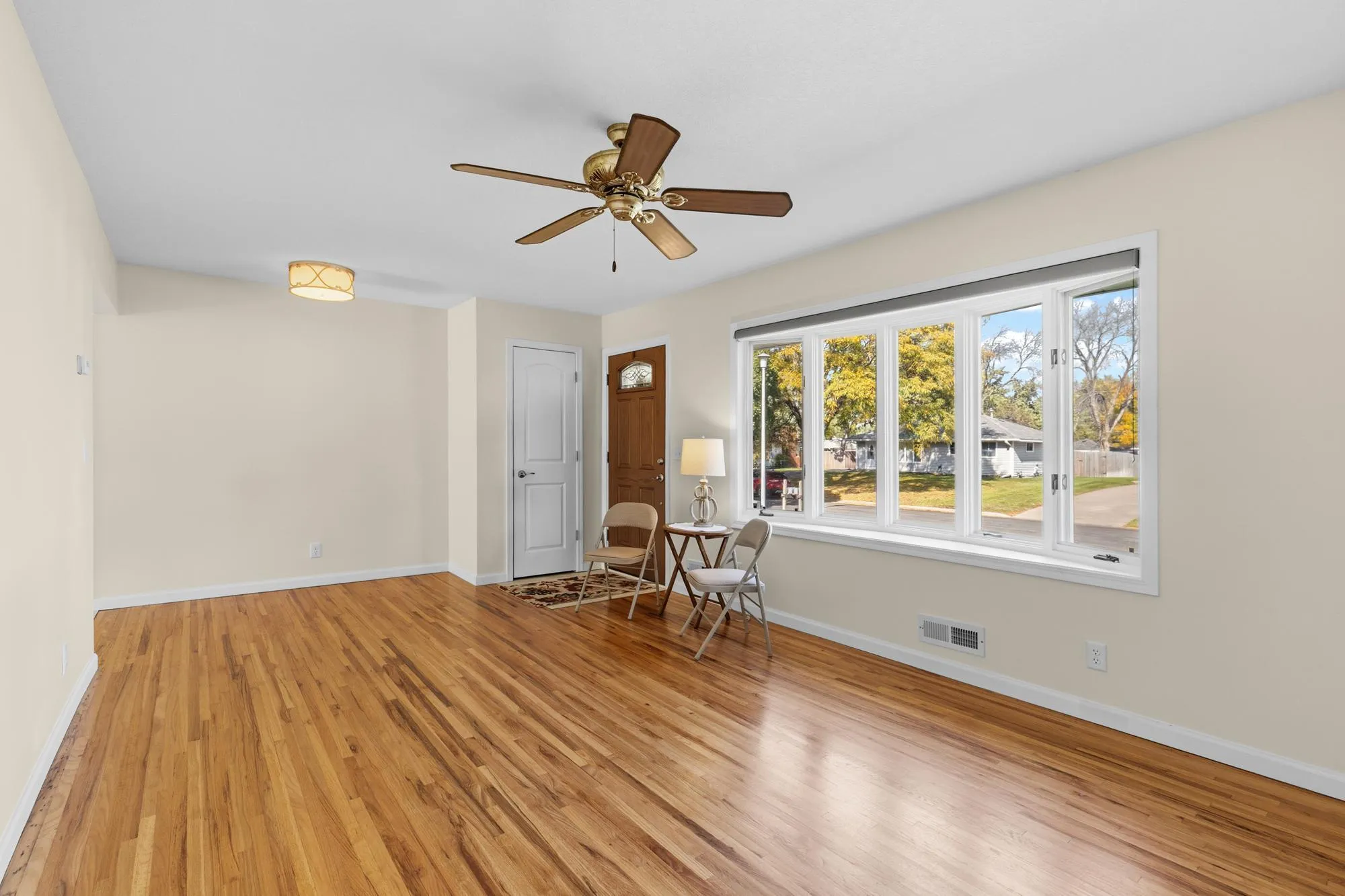 Photo 5 of 300 109th Nw Avenue