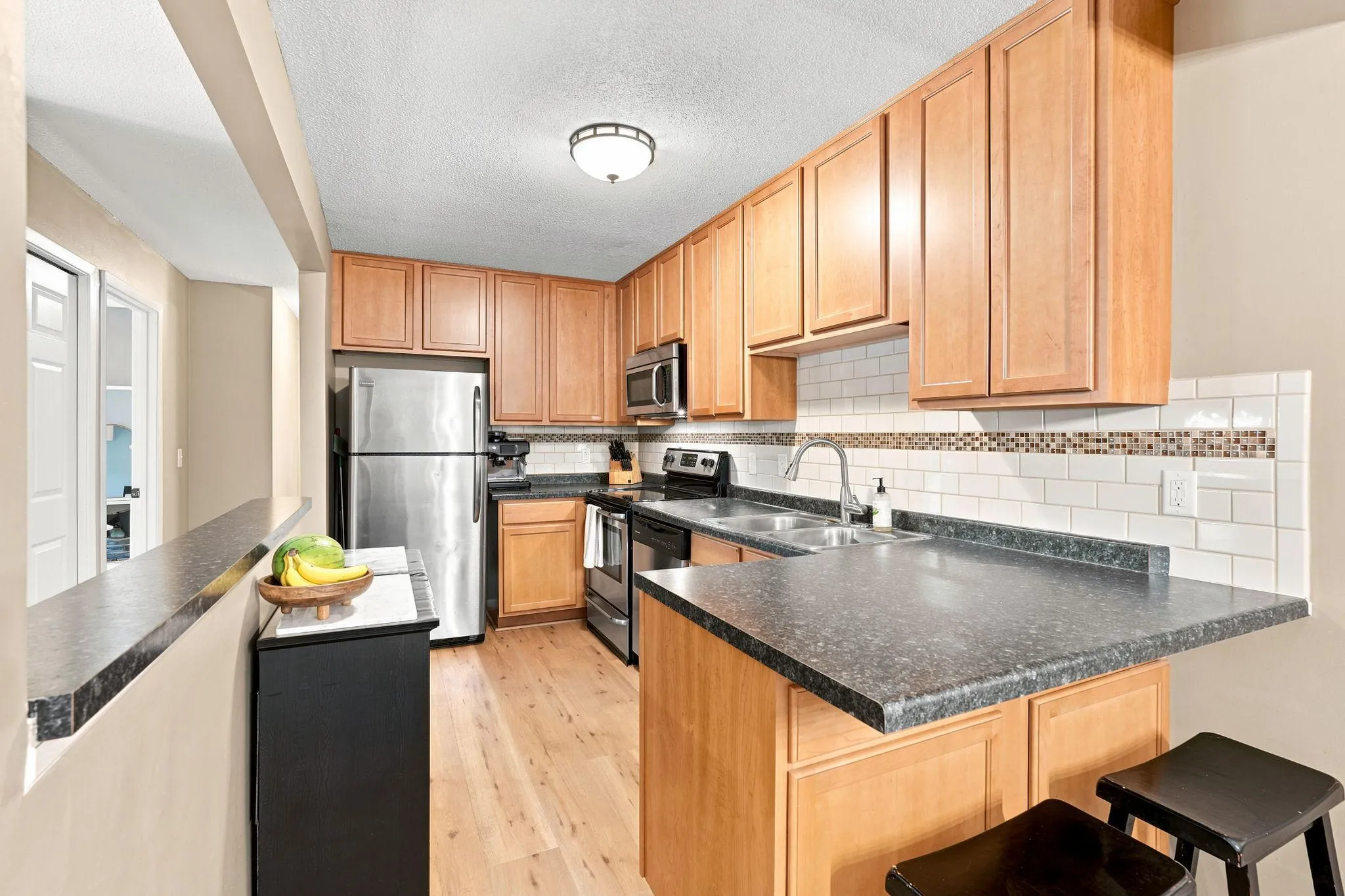 Photo 7 of 1711 Hickory Hill Drive