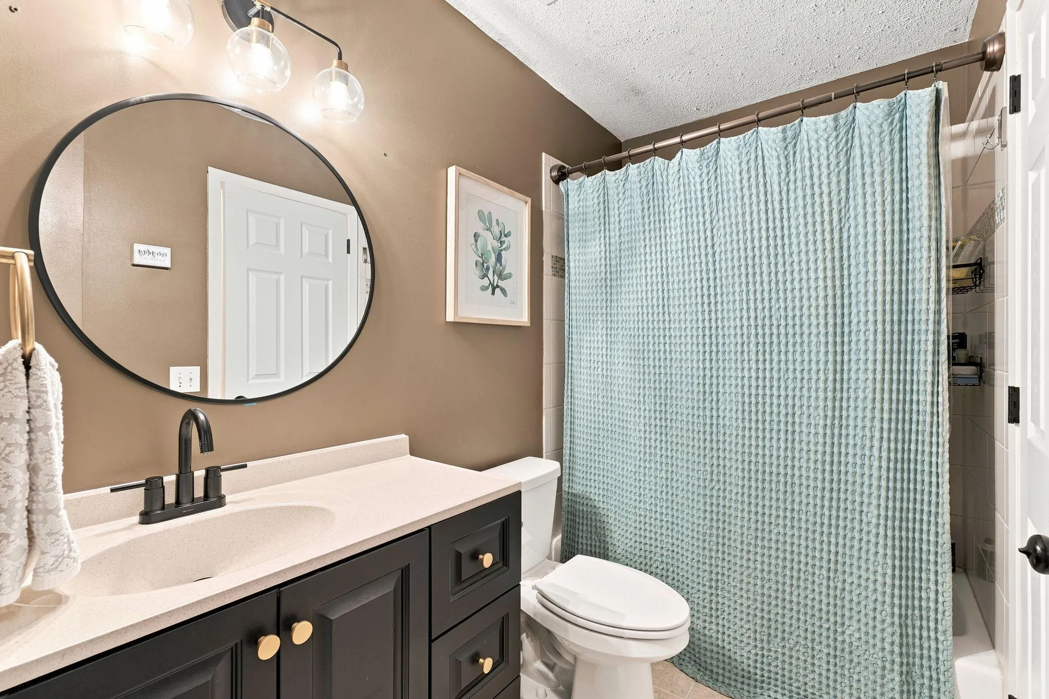 Photo 19 of 1711 Hickory Hill Drive
