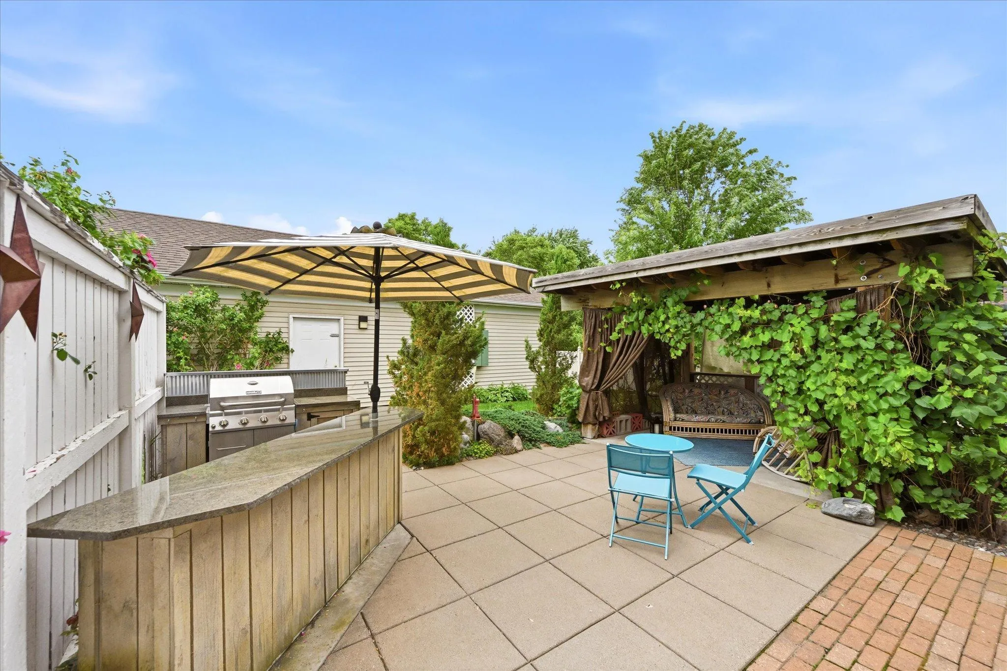 Photo 8 of 615 1st Nw Avenue