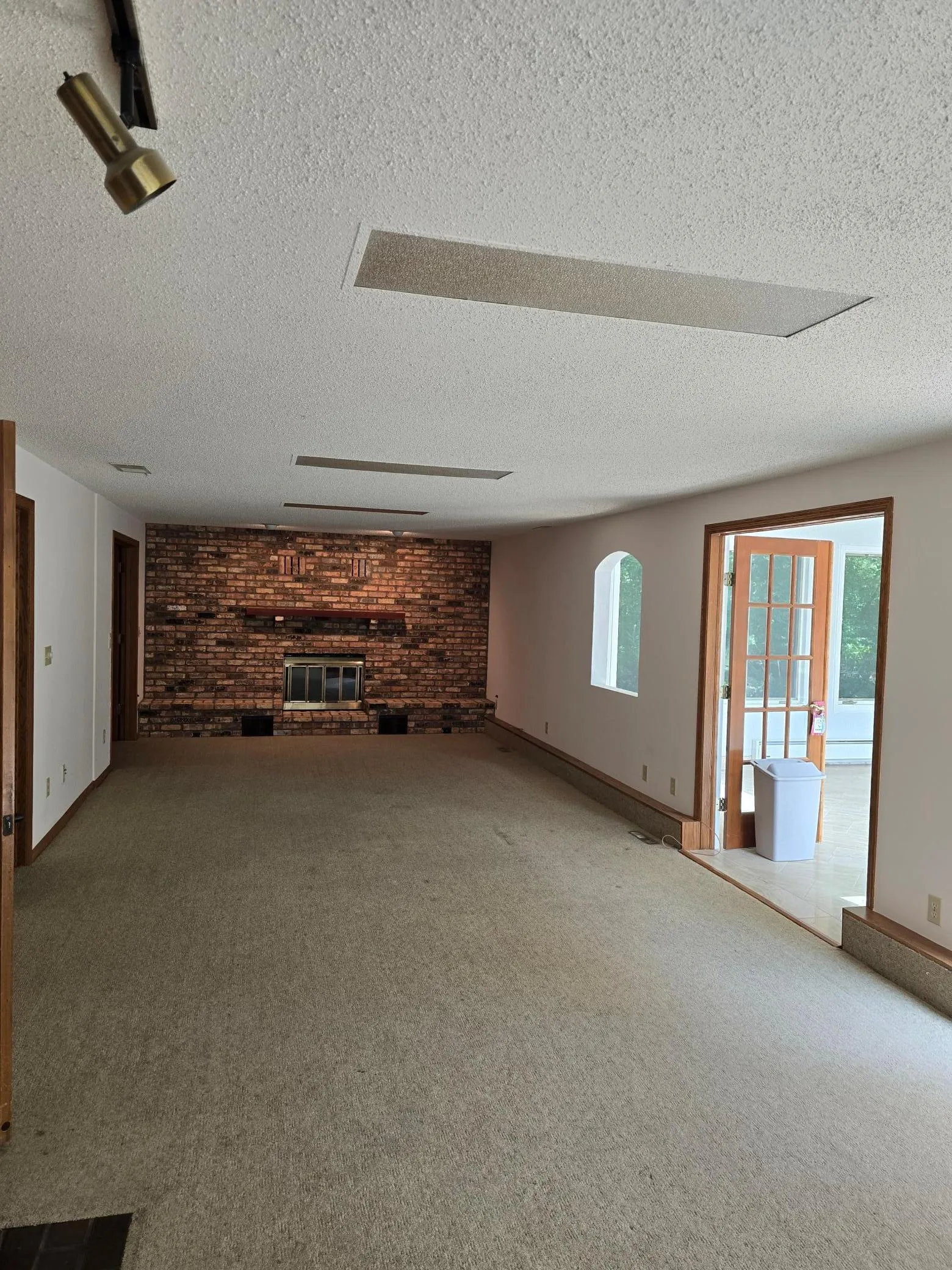 Photo 10 of 8213 Pleasant View Court